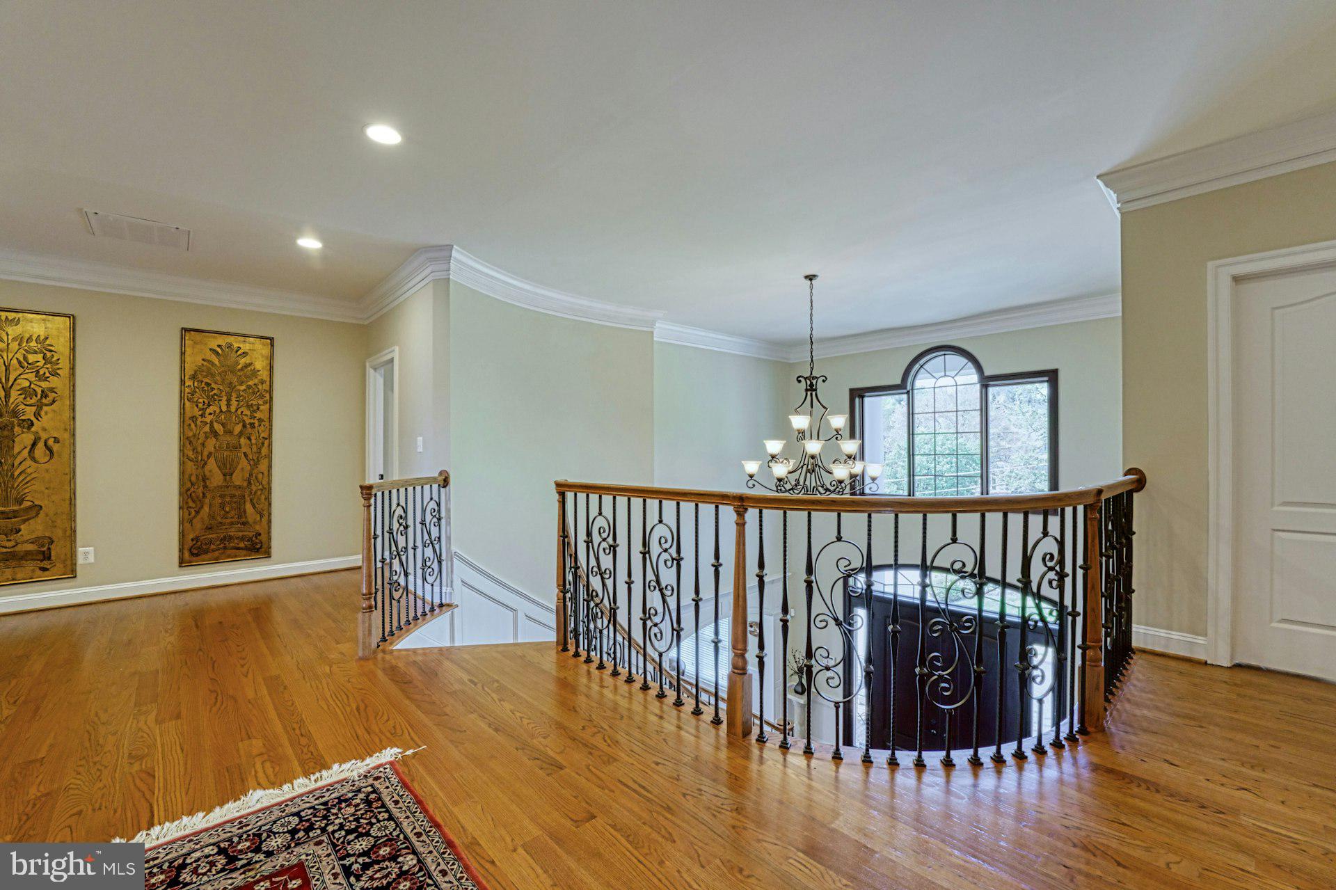 HUNTERS MILL - Residential