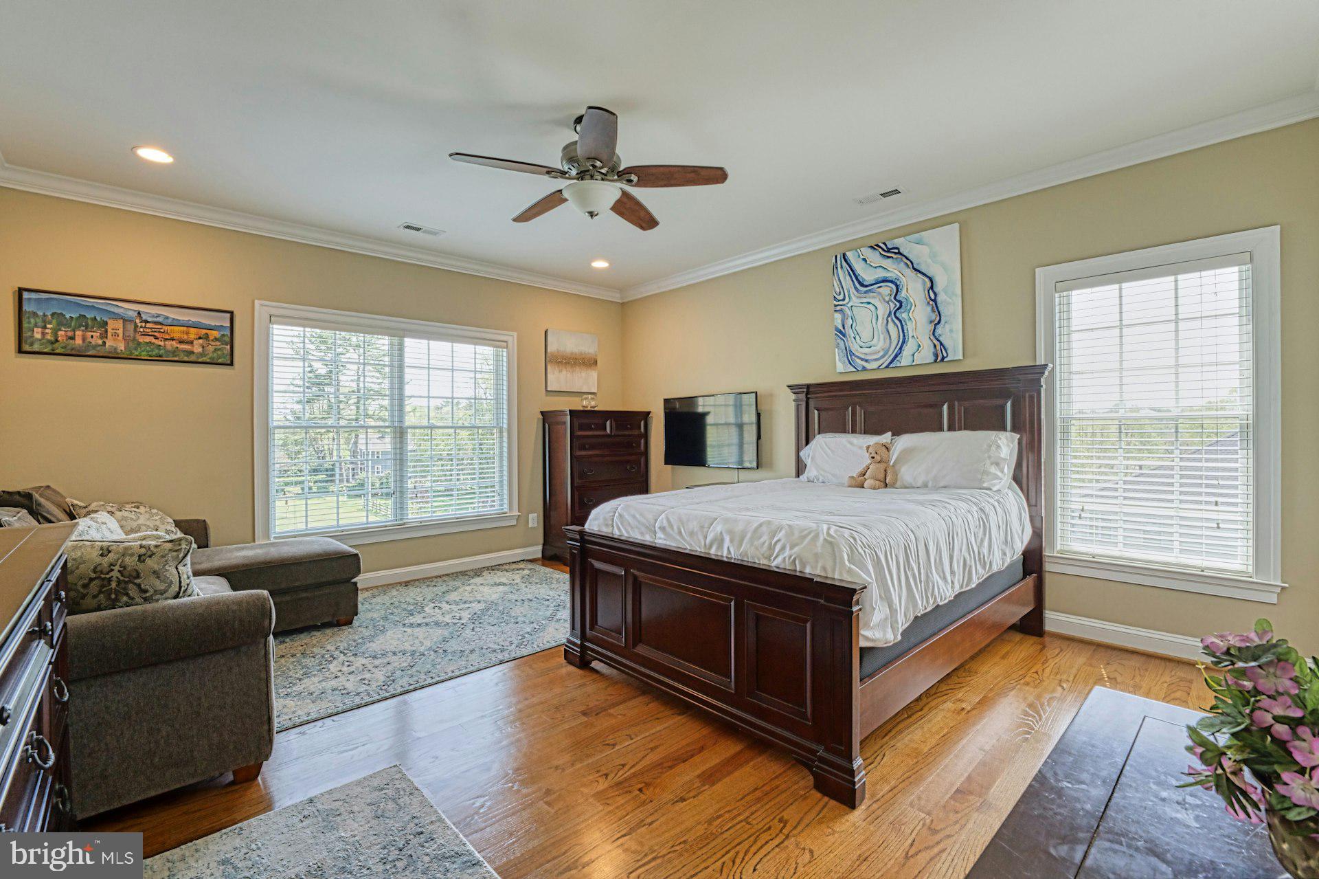 HUNTERS MILL - Residential