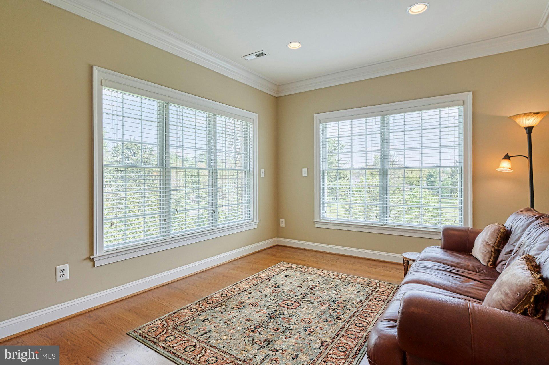 HUNTERS MILL - Residential