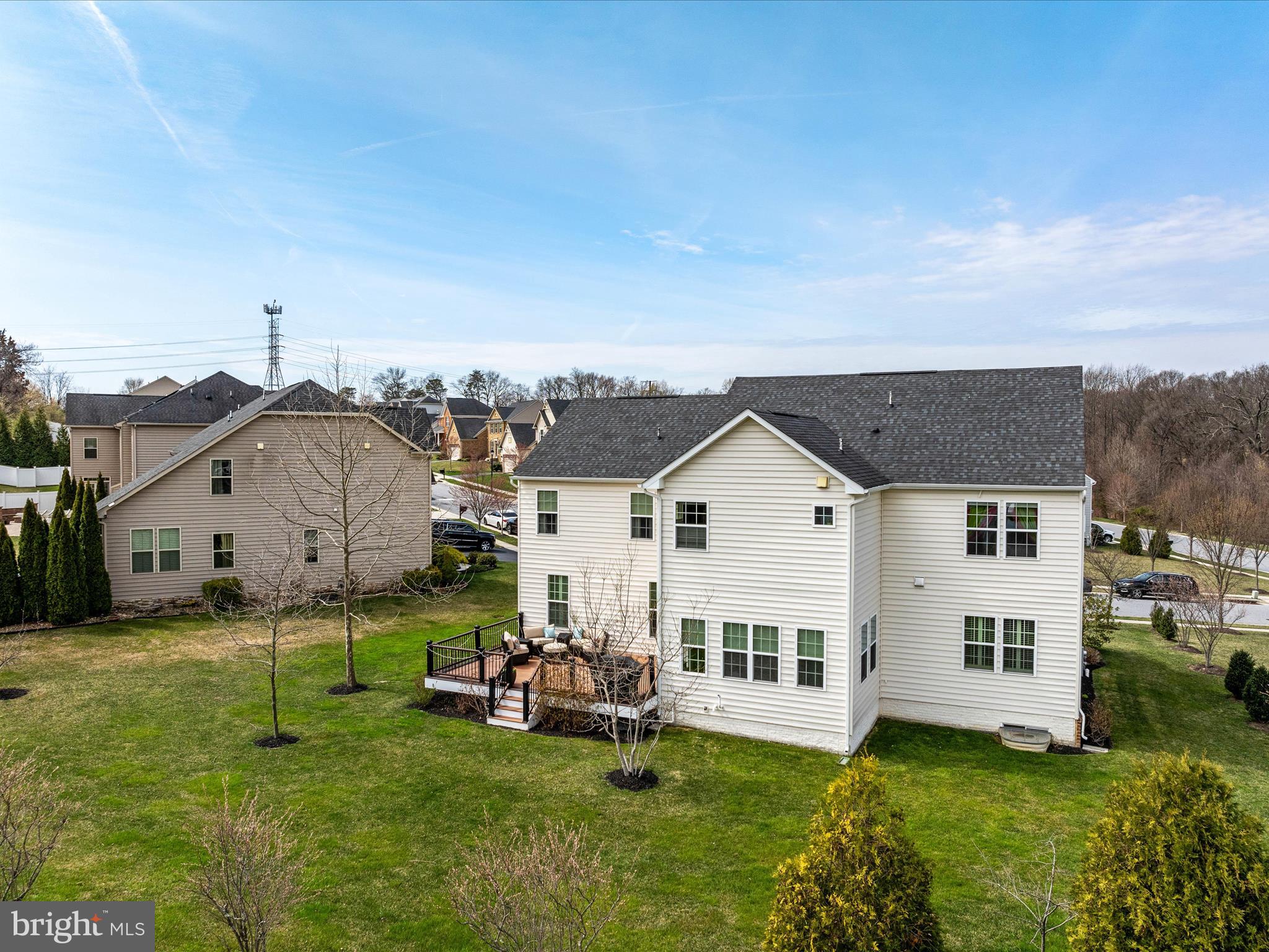 WINDLASS OVERLOOK - Residential