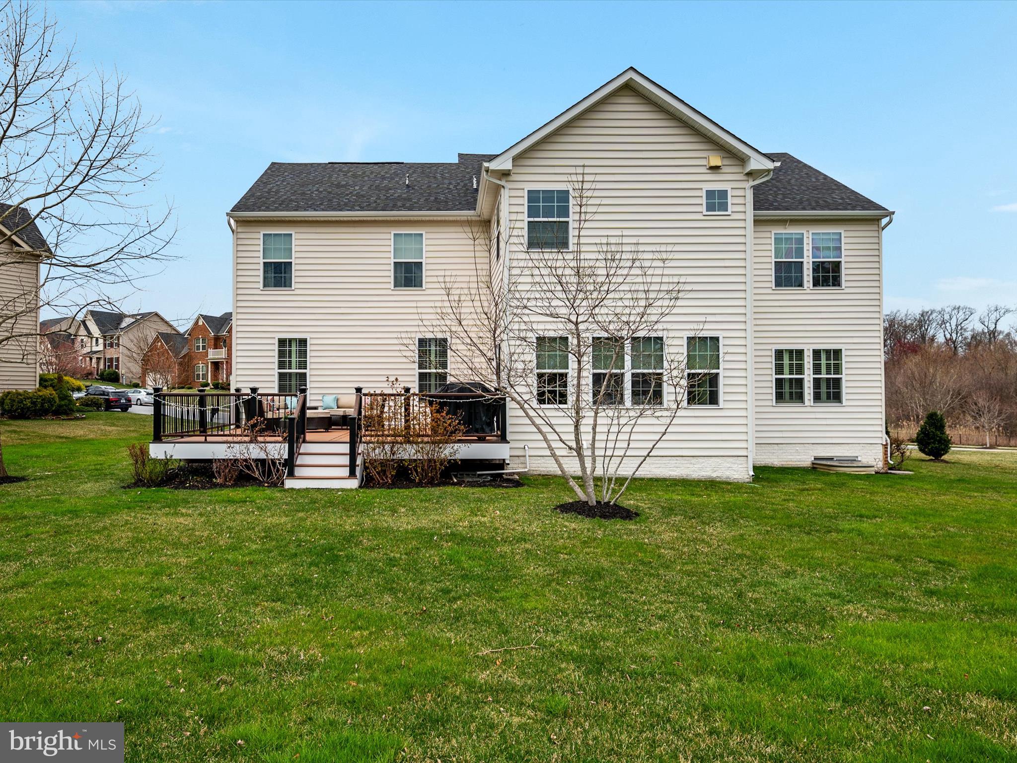 WINDLASS OVERLOOK - Residential