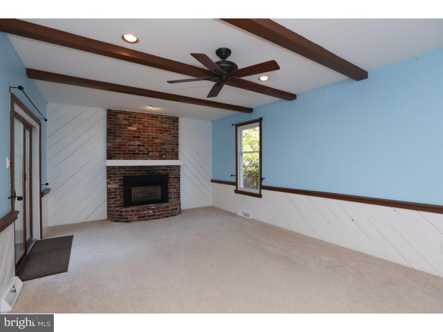 HAMPTON ESTS - Residential