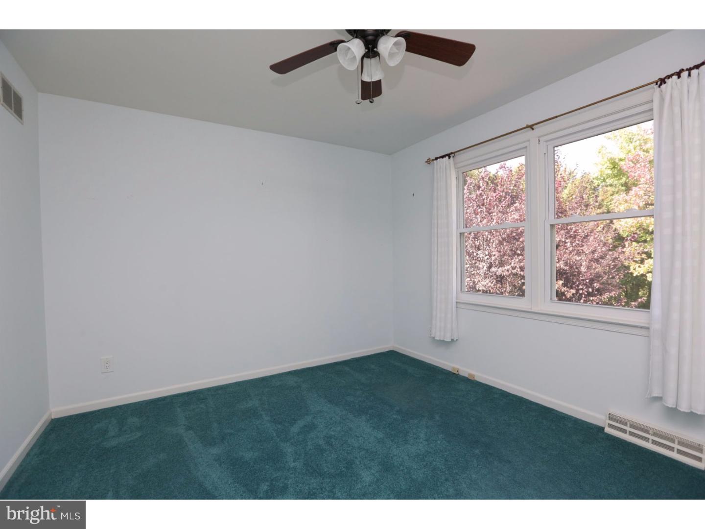 HAMPTON ESTS - Residential