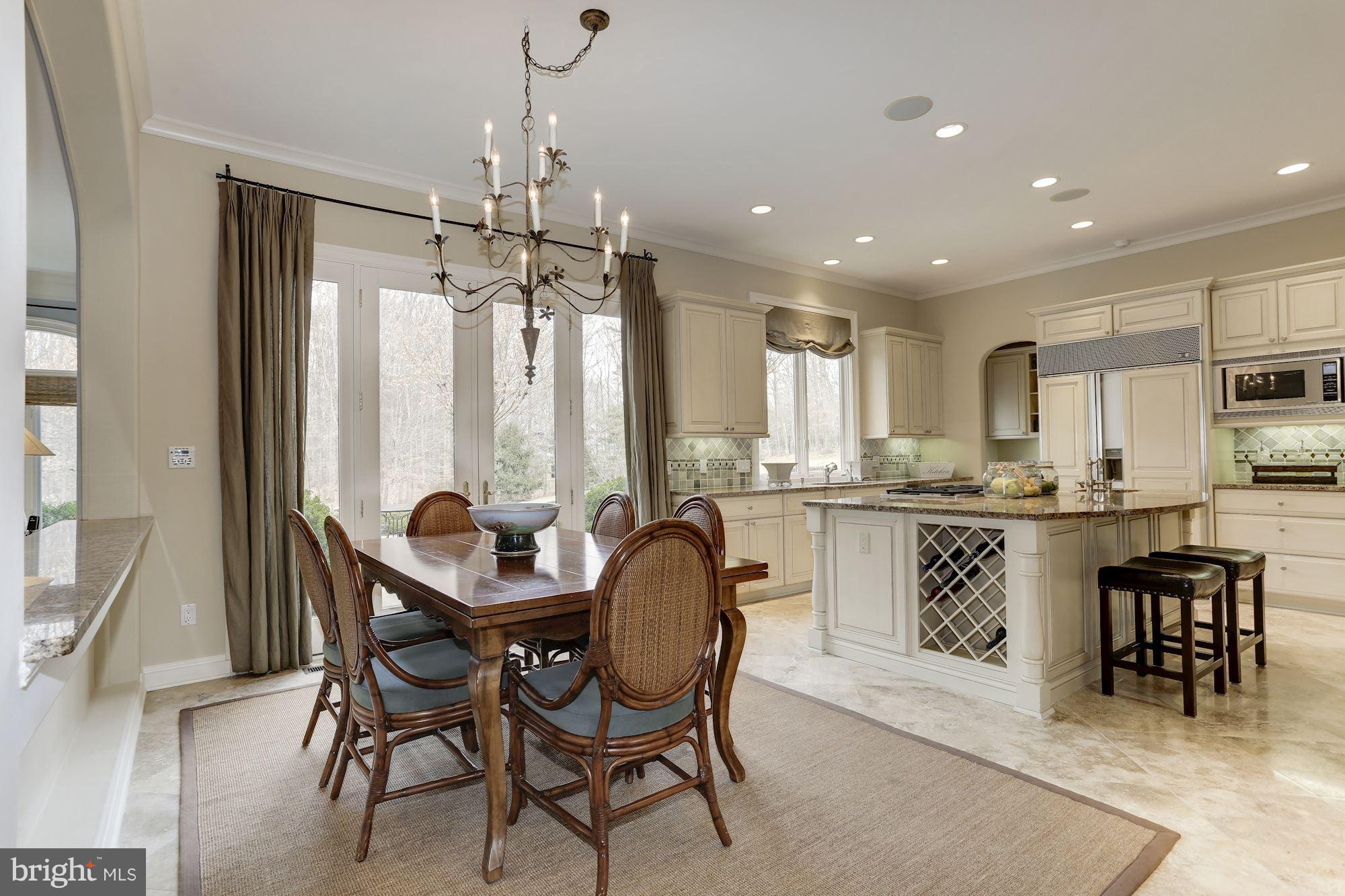 POTOMAC OUTSIDE - Residential