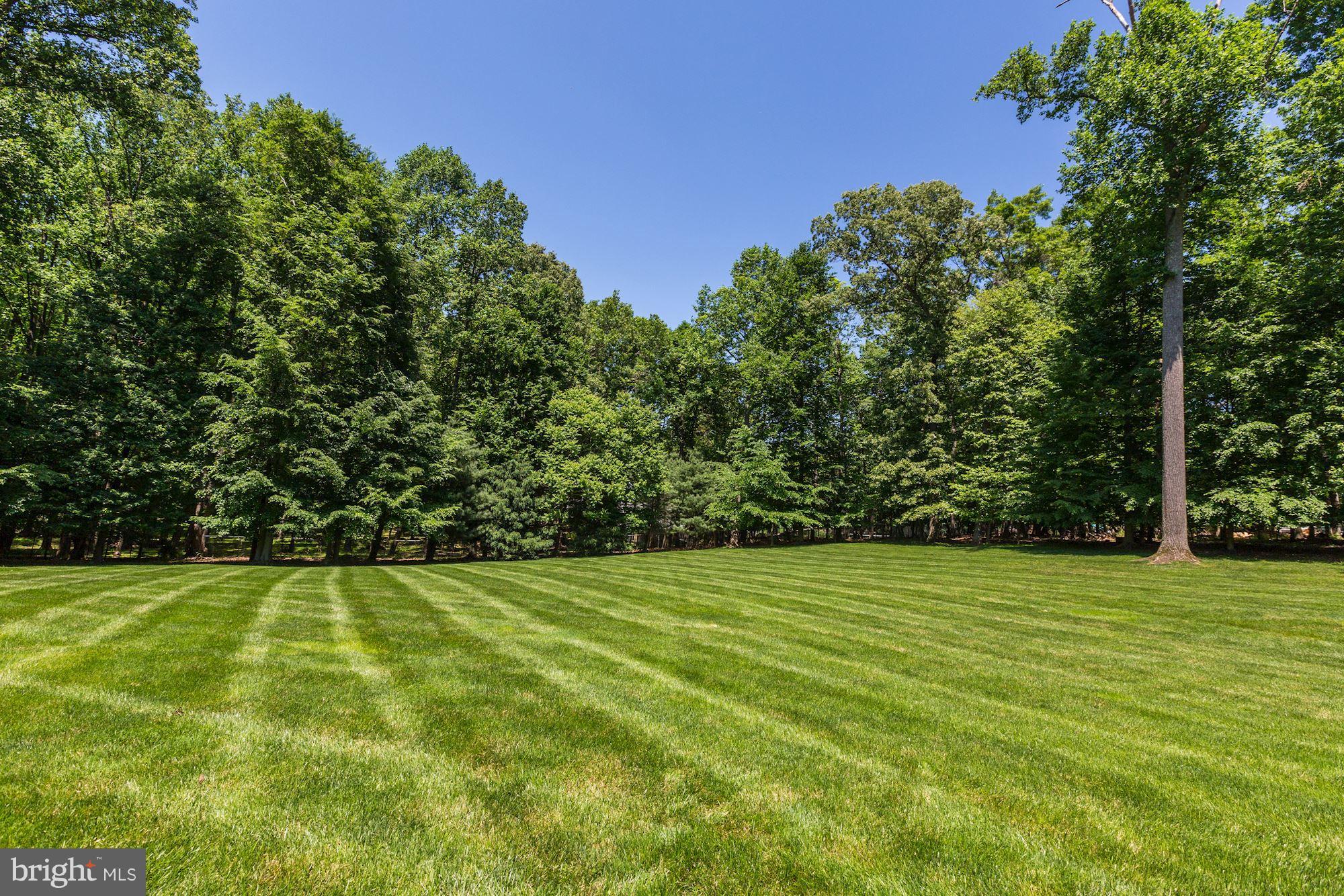 POTOMAC OUTSIDE - Residential