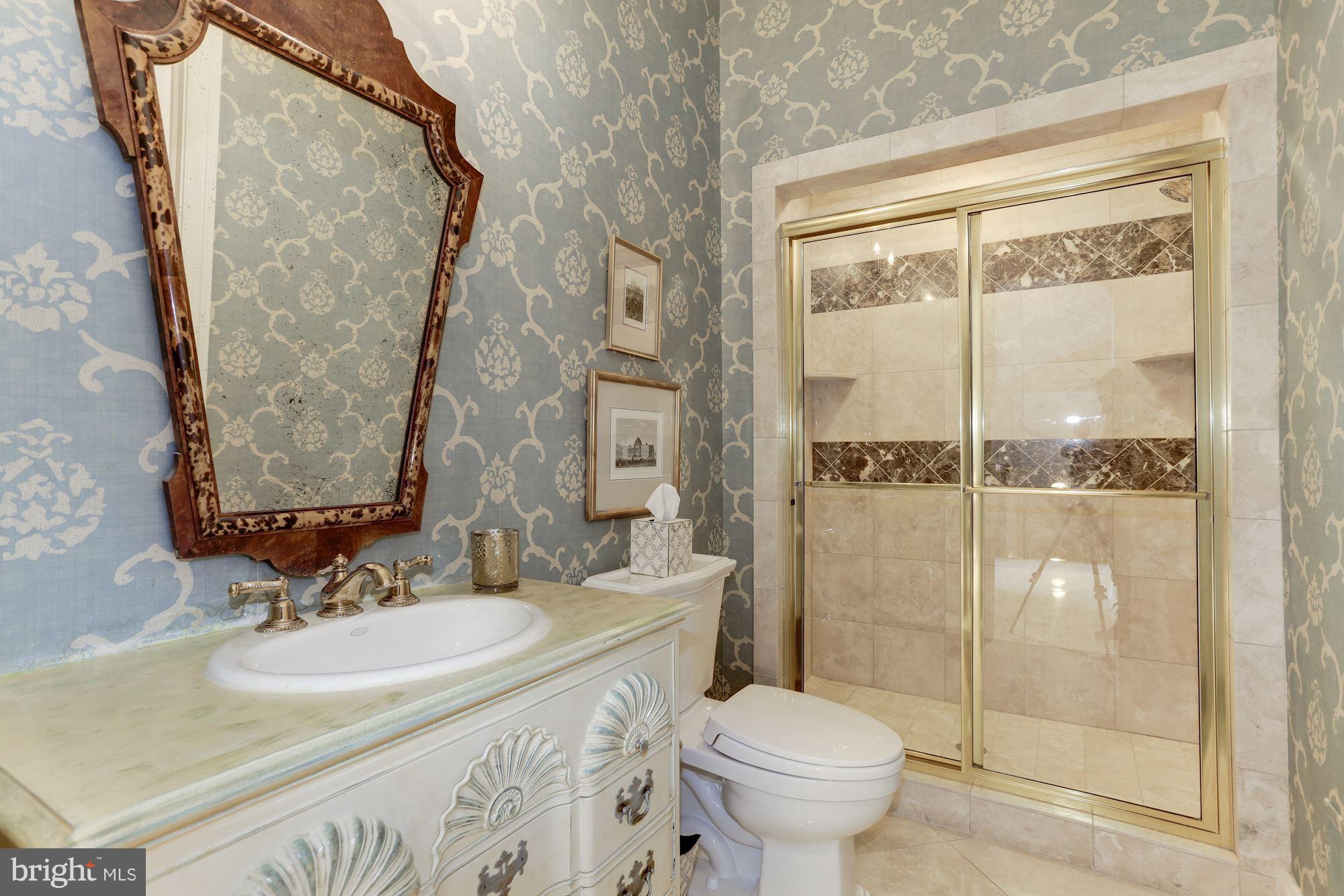 POTOMAC OUTSIDE - Residential