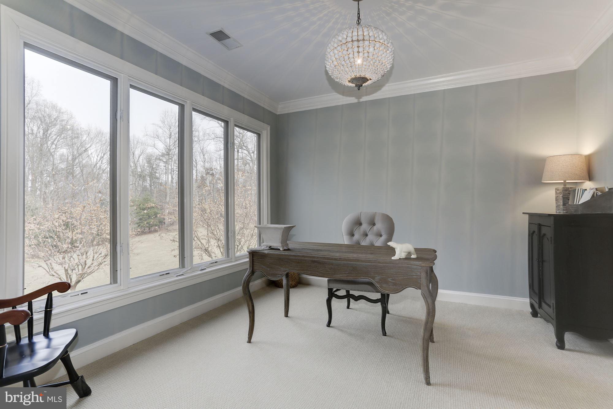 POTOMAC OUTSIDE - Residential