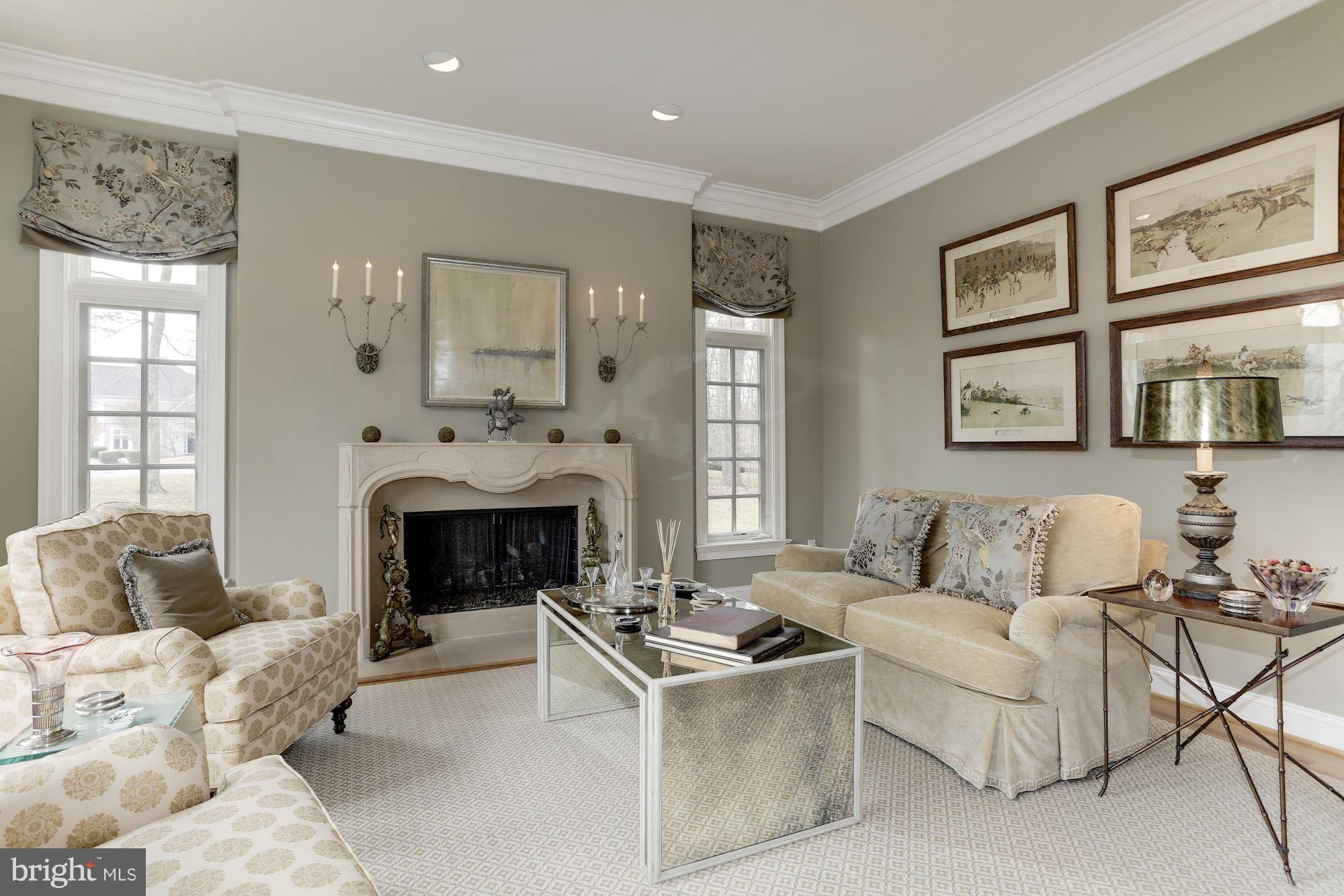 POTOMAC OUTSIDE - Residential