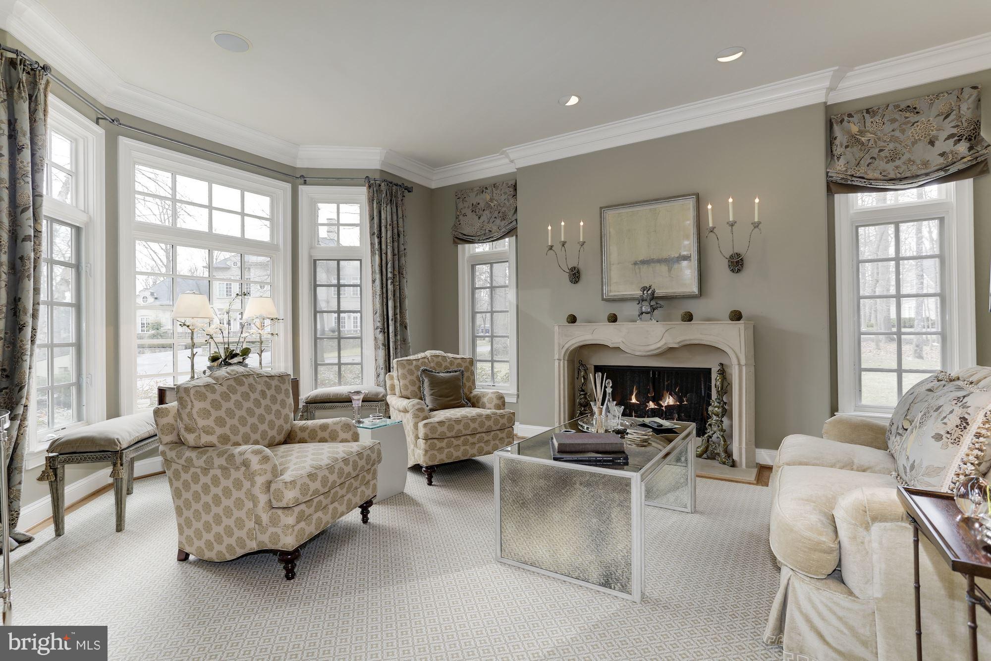 POTOMAC OUTSIDE - Residential