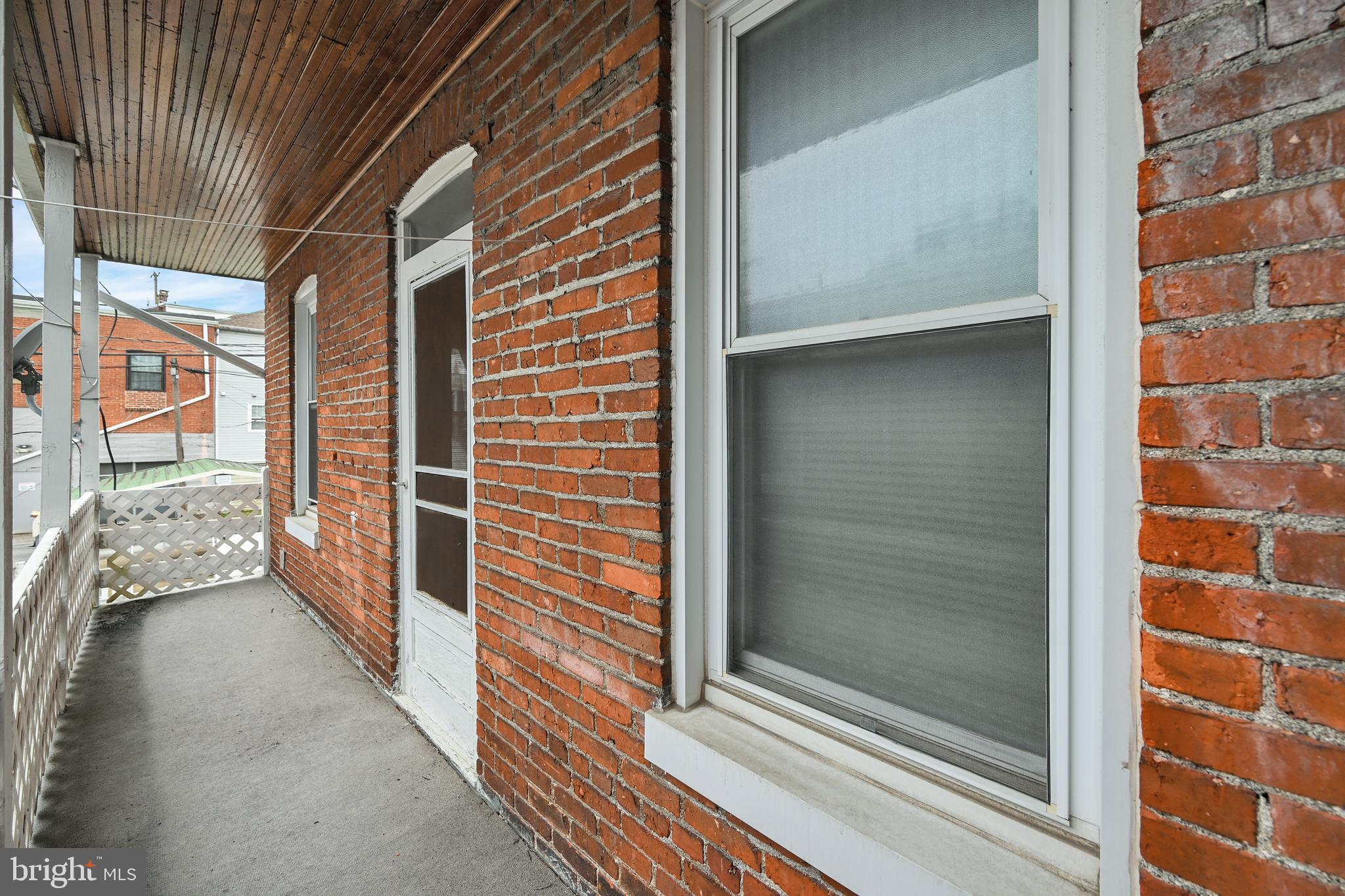 NORTH YORK BORO - Residential