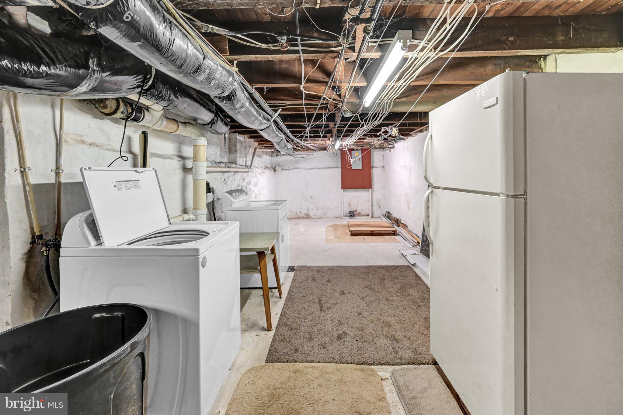 NORTH YORK BORO - Residential