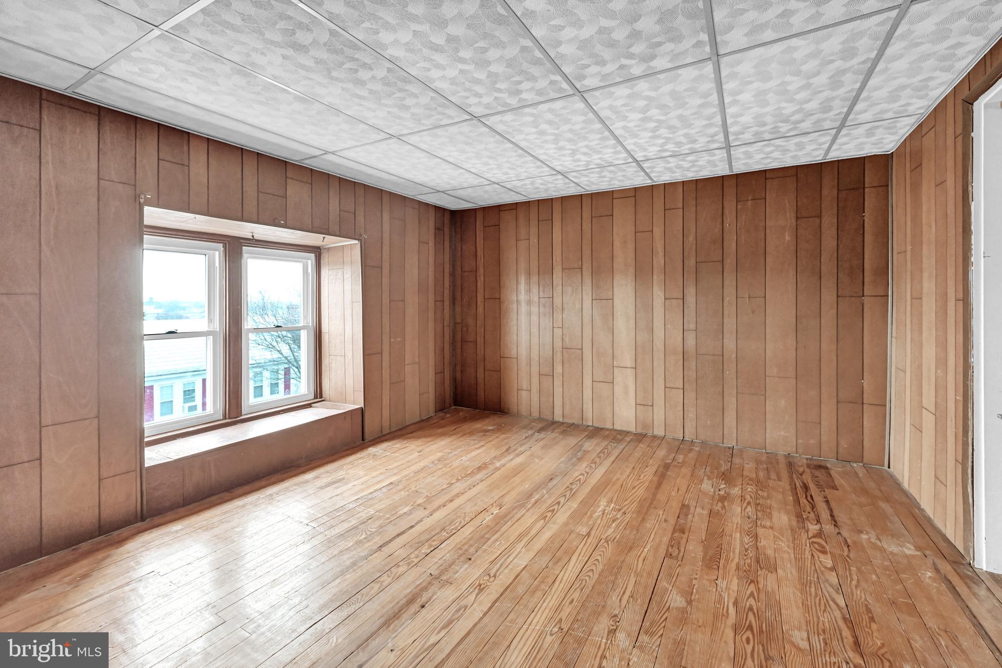 NORTH YORK BORO - Residential