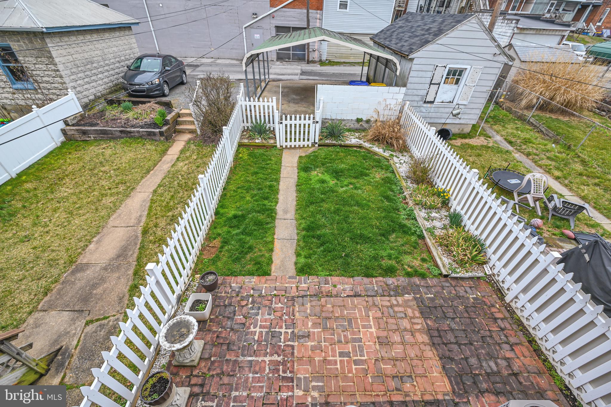 NORTH YORK BORO - Residential