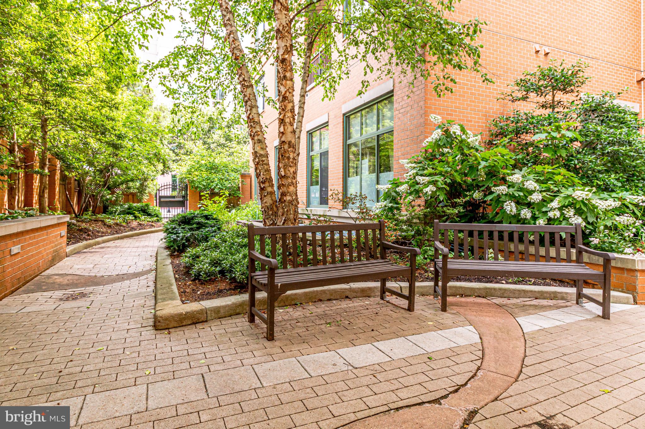 MONROE AT VIRGINIA SQUARE - Residential