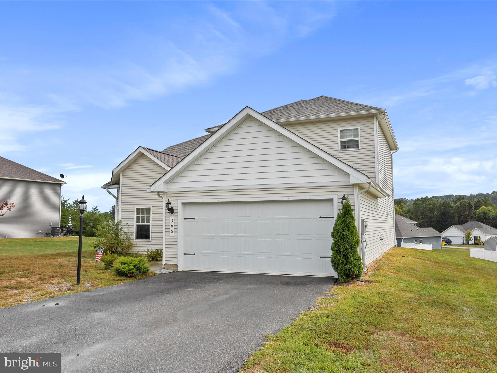 BROOKFIELD ON THE POTOMAC - Residential