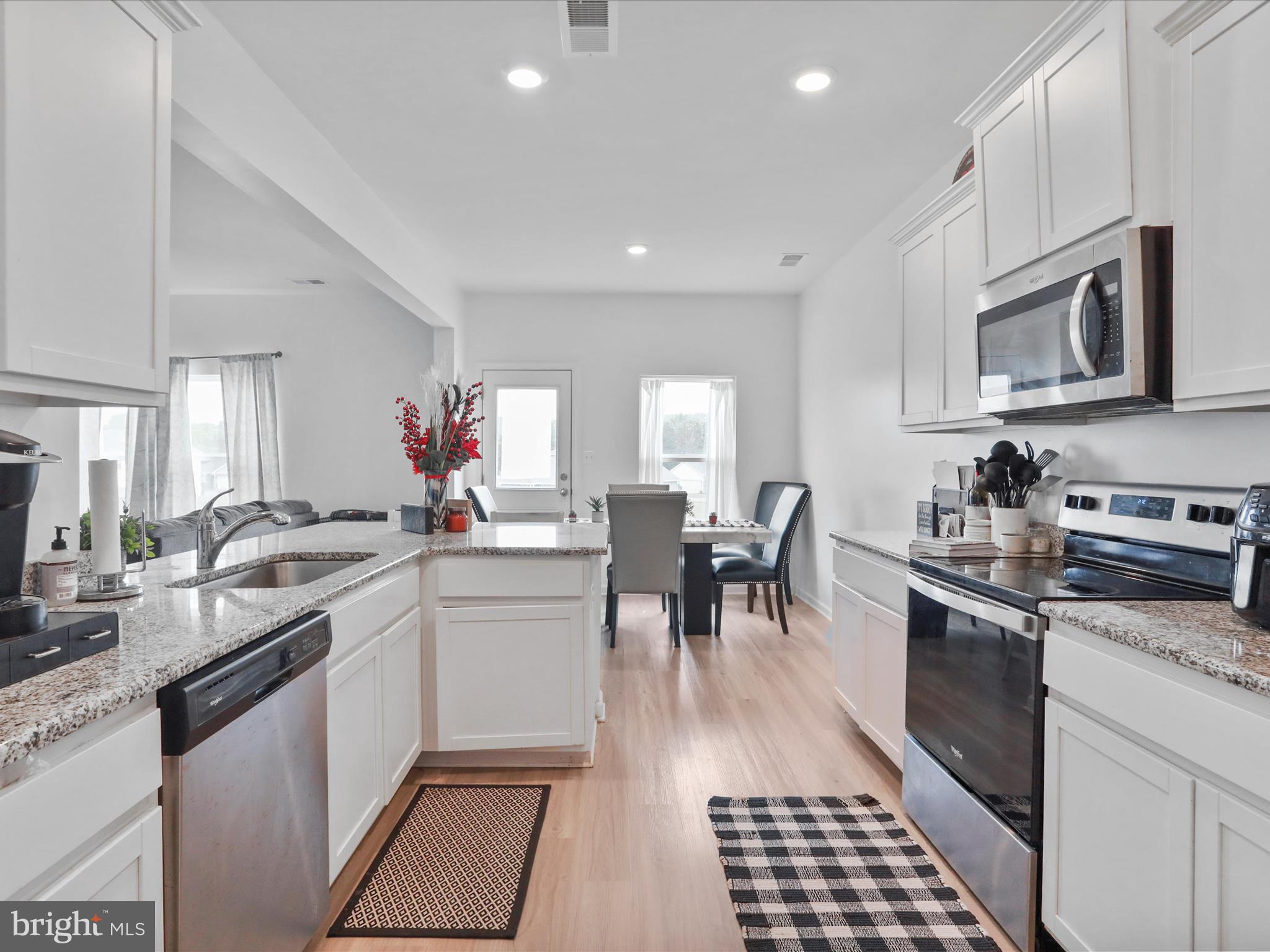 BROOKFIELD ON THE POTOMAC - Residential