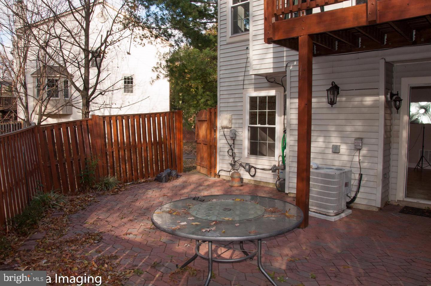 WHEATON OUT RES. (2) - Residential Lease