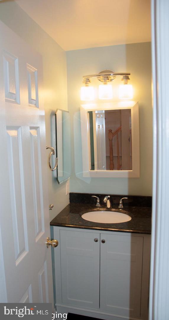 WHEATON OUT RES. (2) - Residential Lease