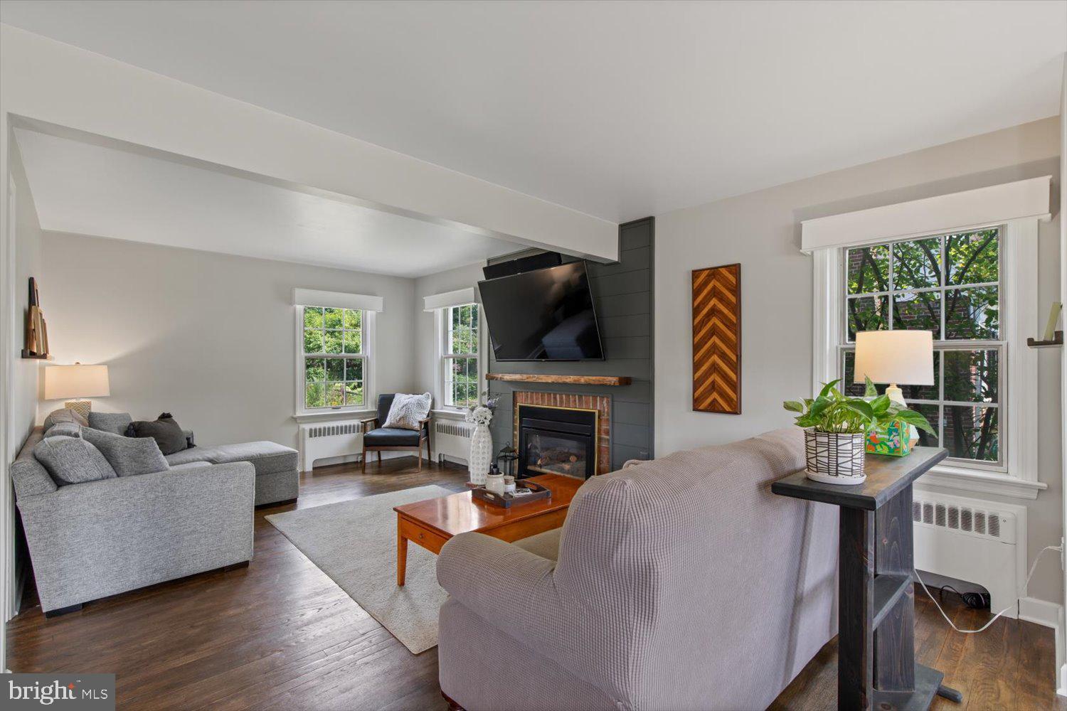 ABBEYVILLE MANOR - Residential