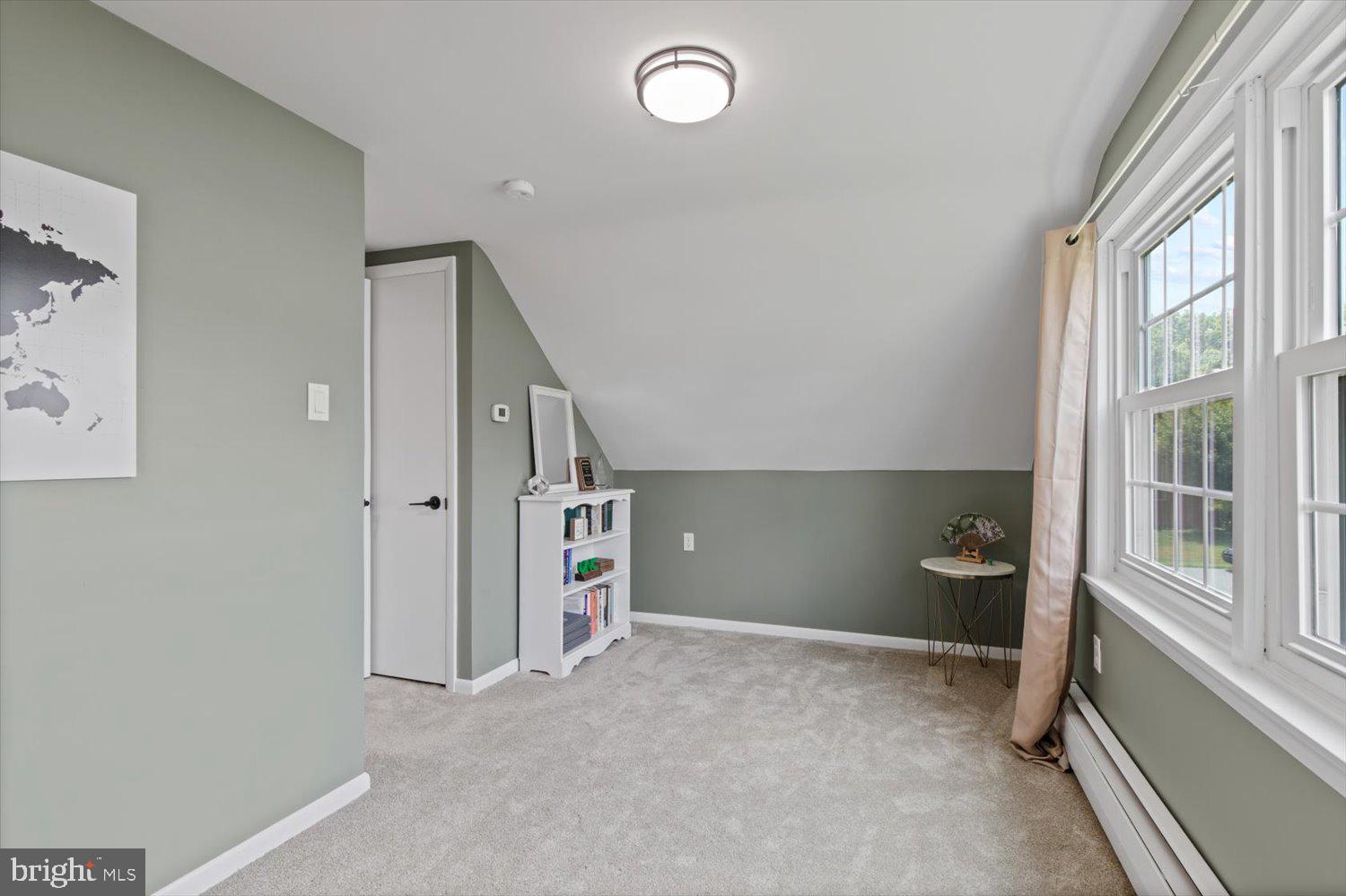 ABBEYVILLE MANOR - Residential