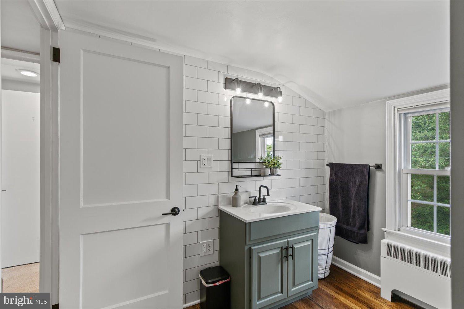 ABBEYVILLE MANOR - Residential