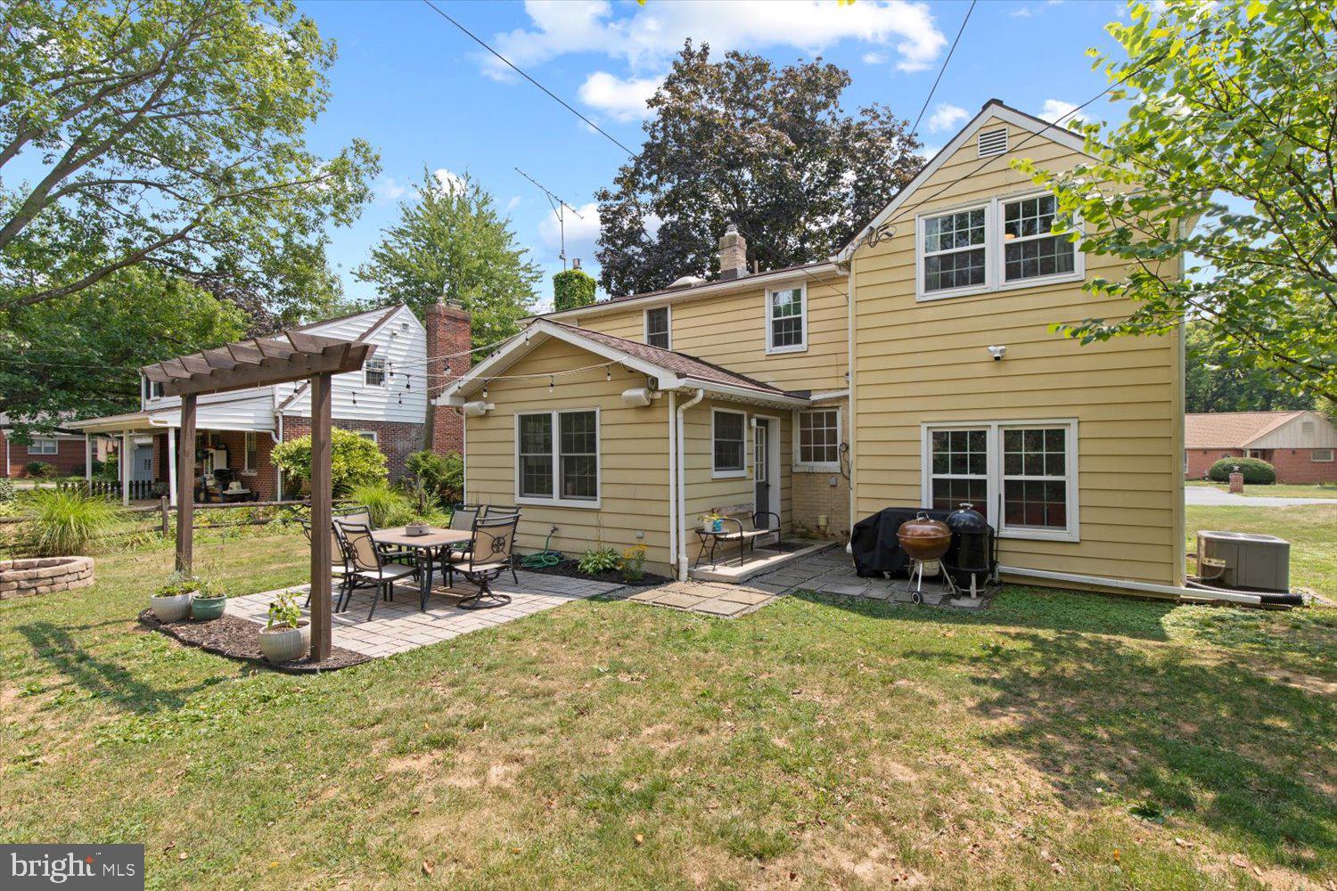 ABBEYVILLE MANOR - Residential