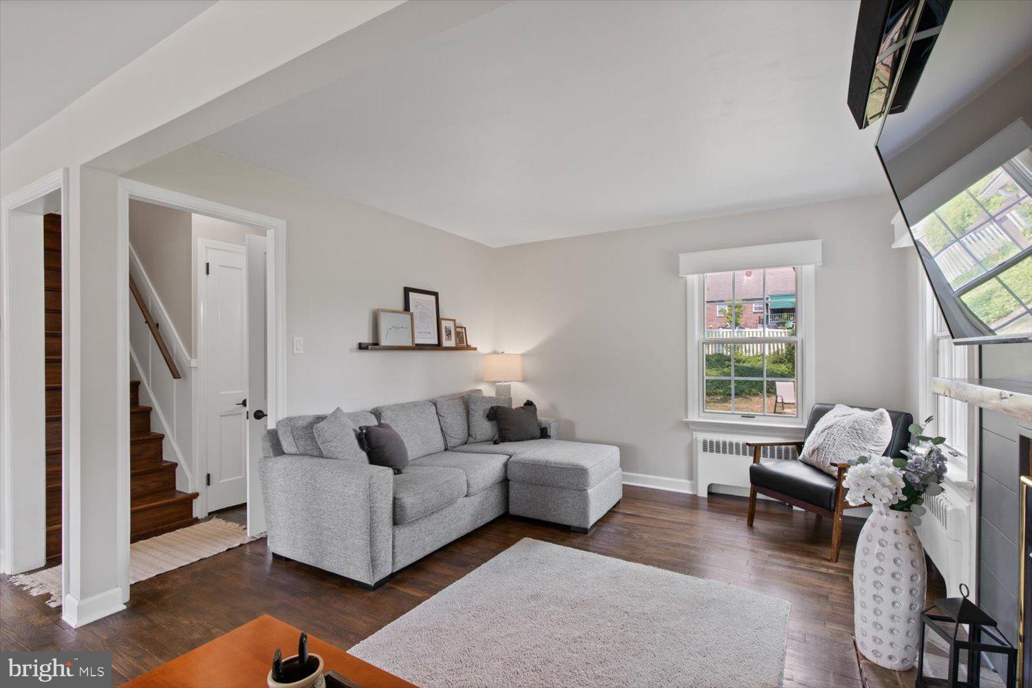 ABBEYVILLE MANOR - Residential