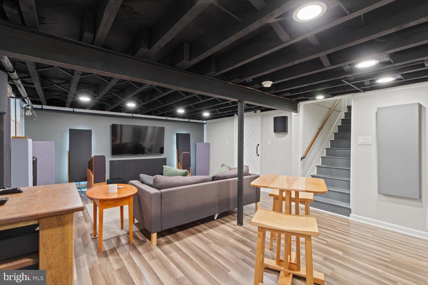 ABBEYVILLE MANOR - Residential