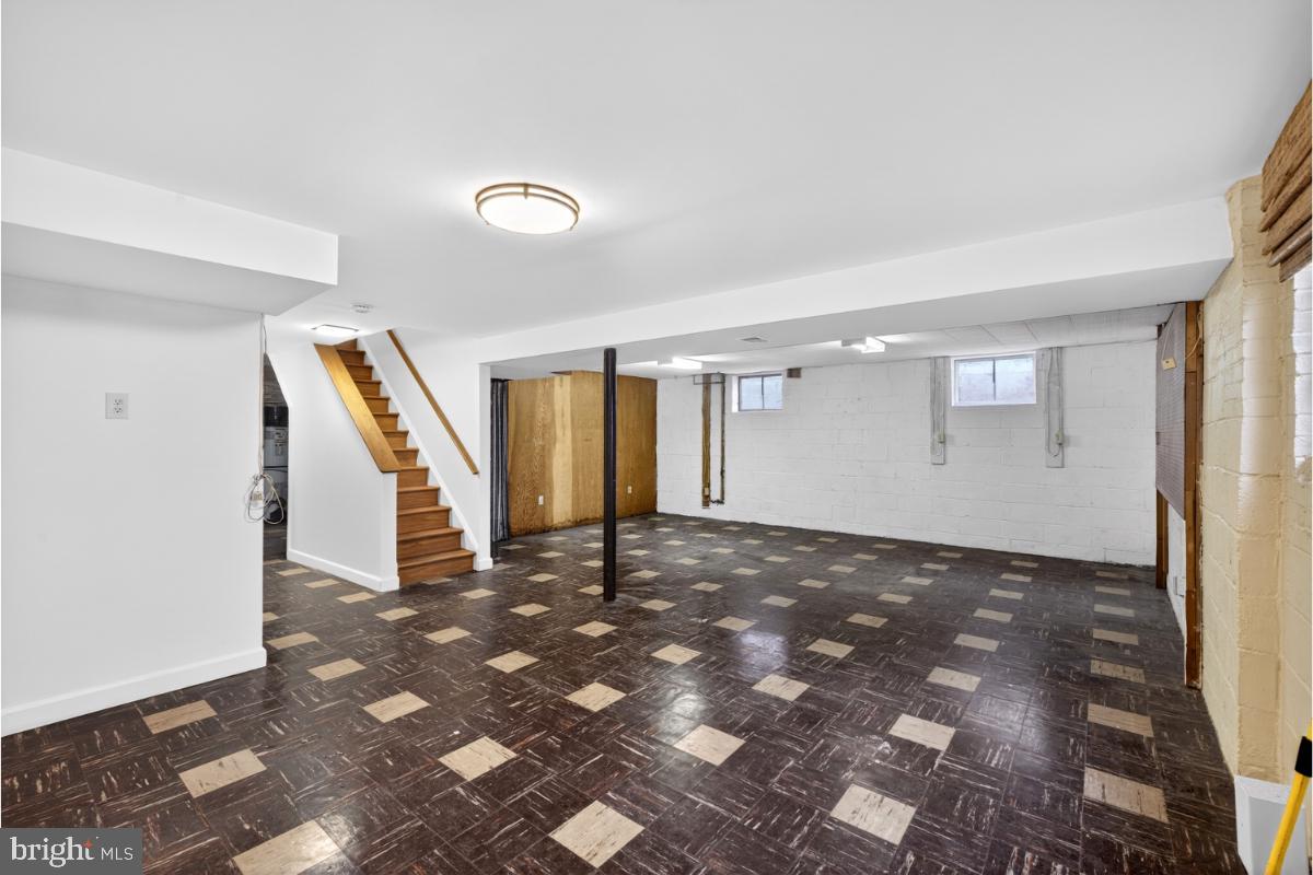 CONN AVE HILLS - Residential