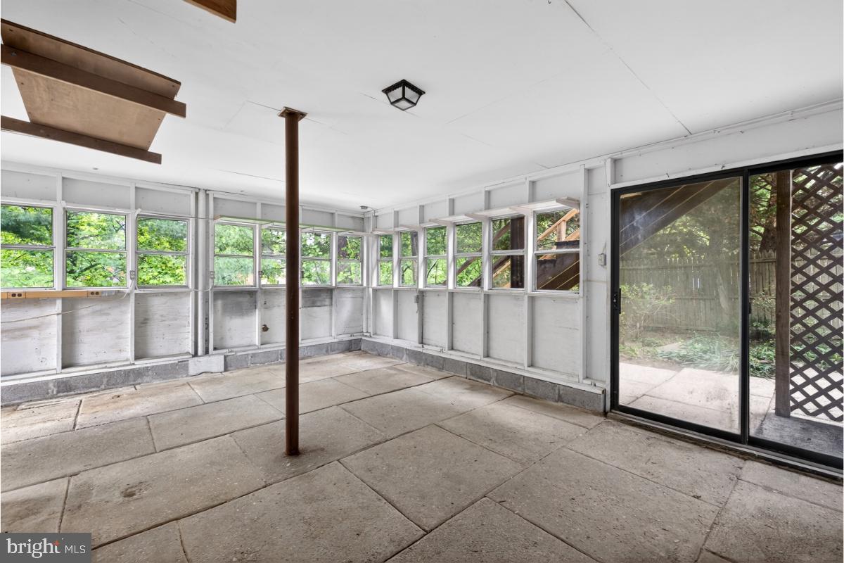 CONN AVE HILLS - Residential