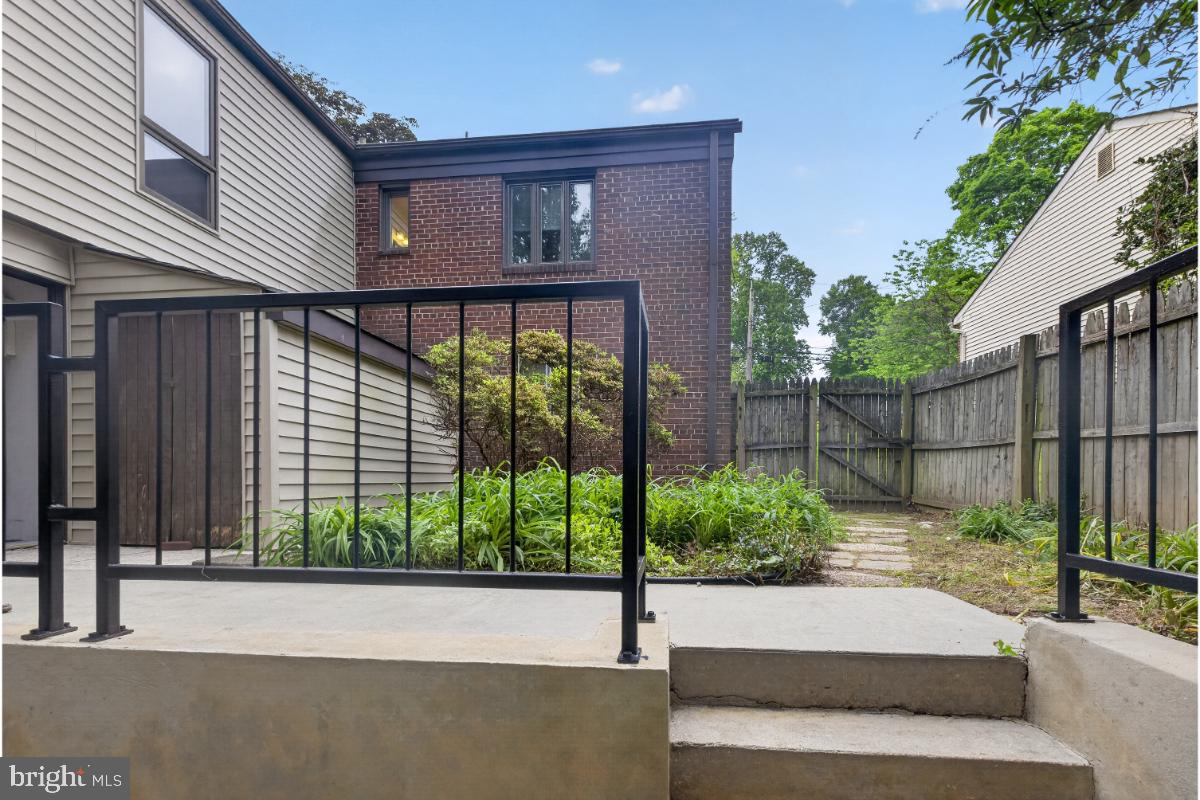 CONN AVE HILLS - Residential