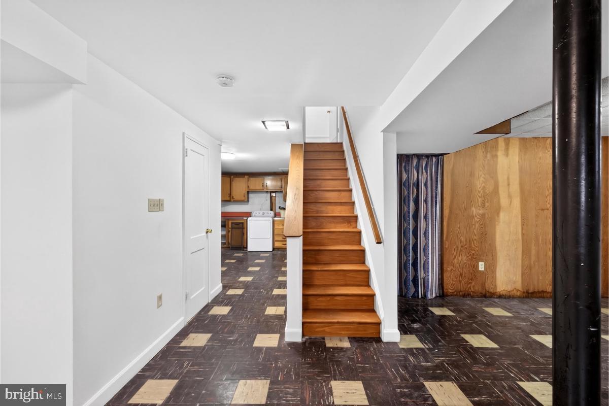 CONN AVE HILLS - Residential
