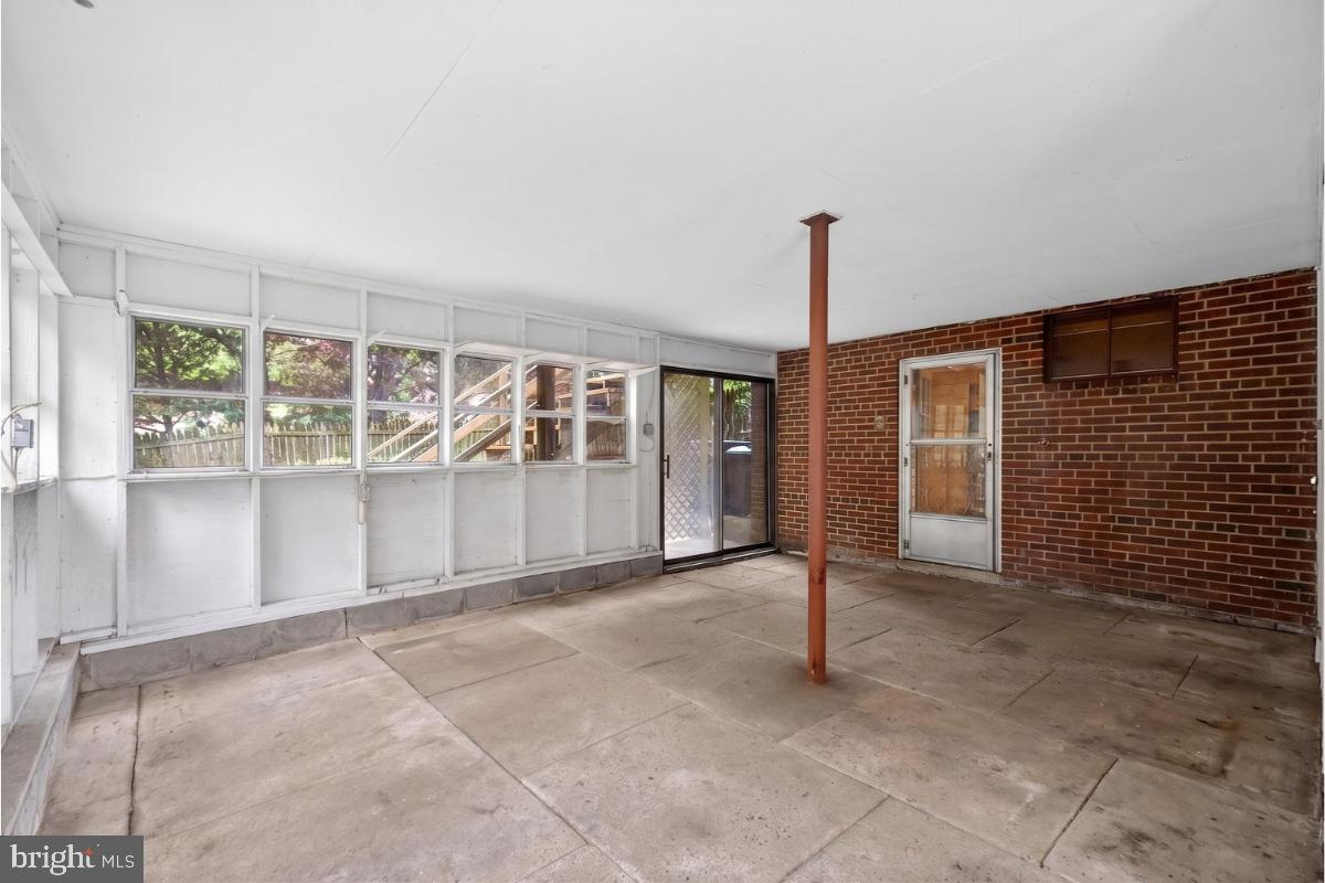 CONN AVE HILLS - Residential