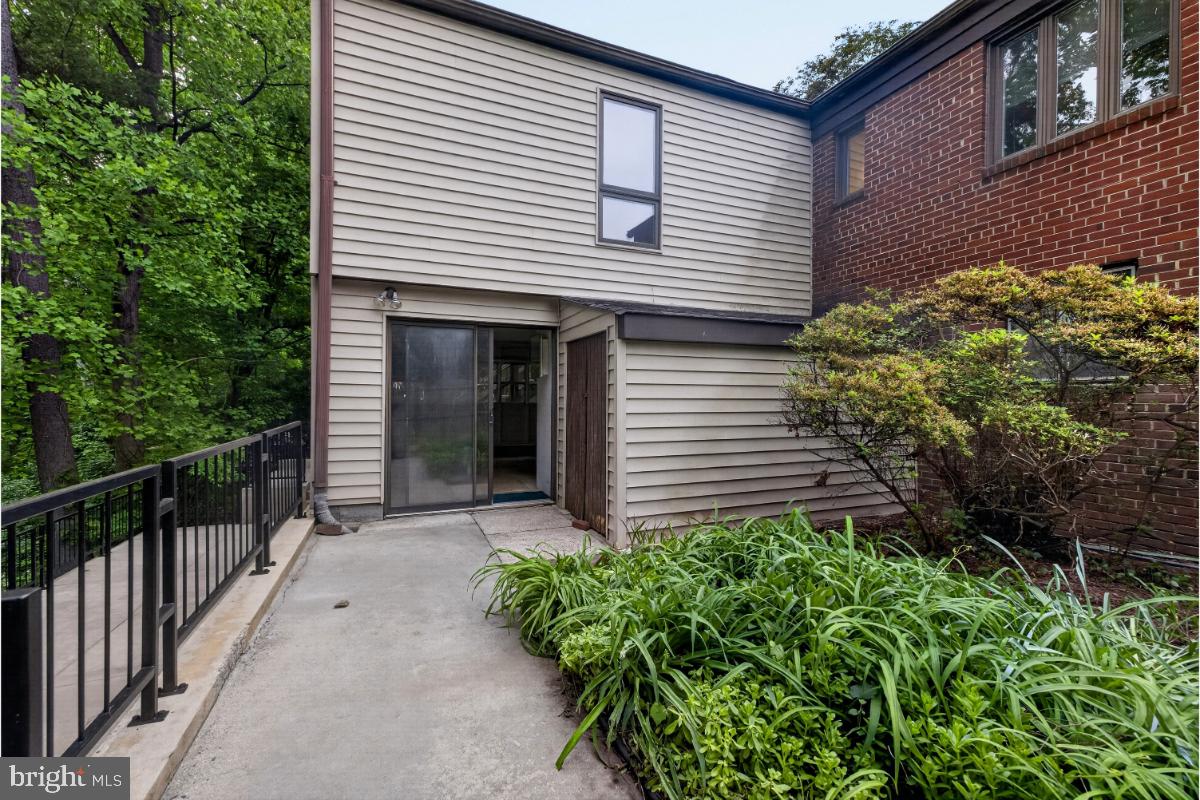 CONN AVE HILLS - Residential