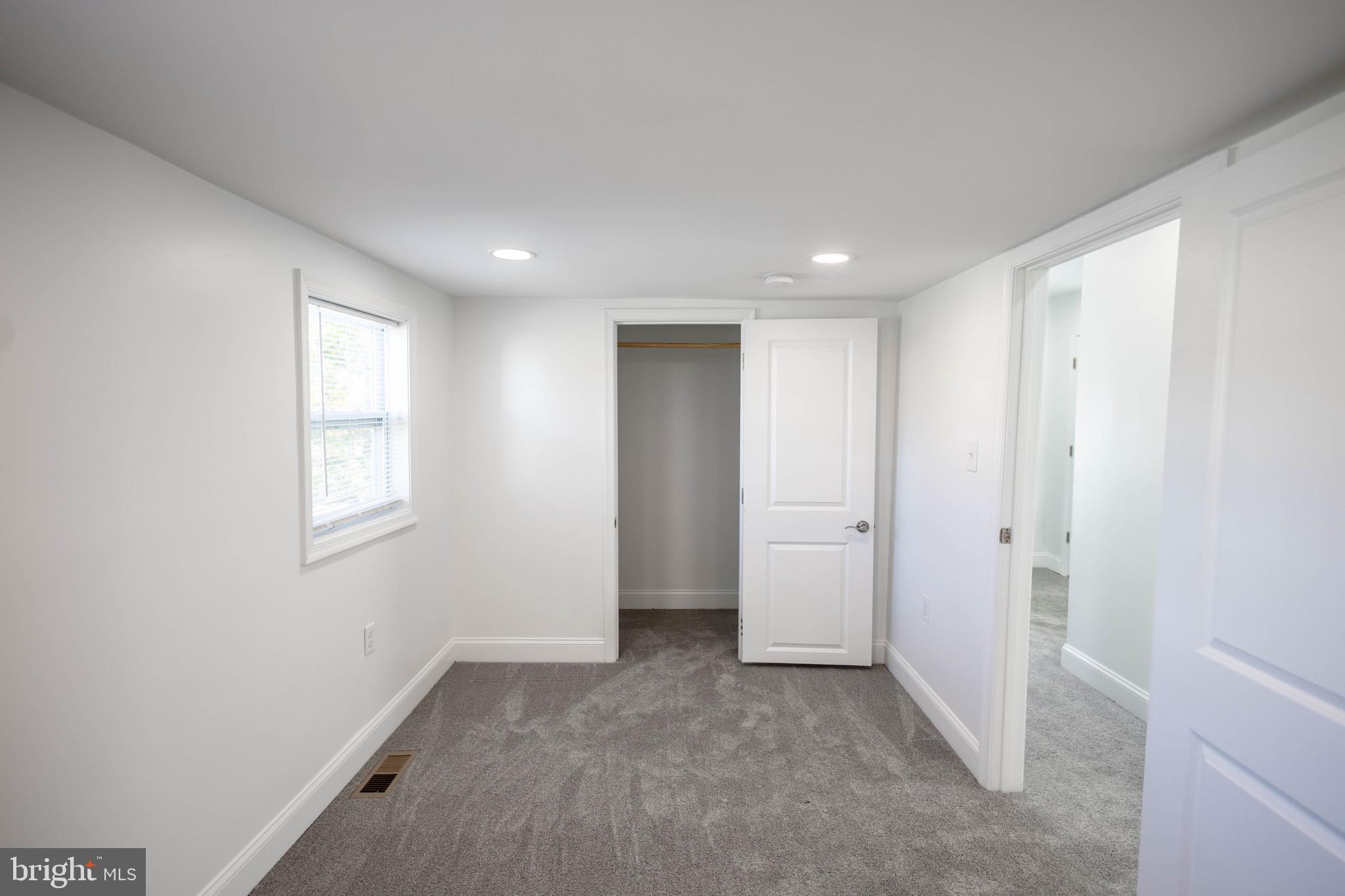 DUNDALK - Residential Lease