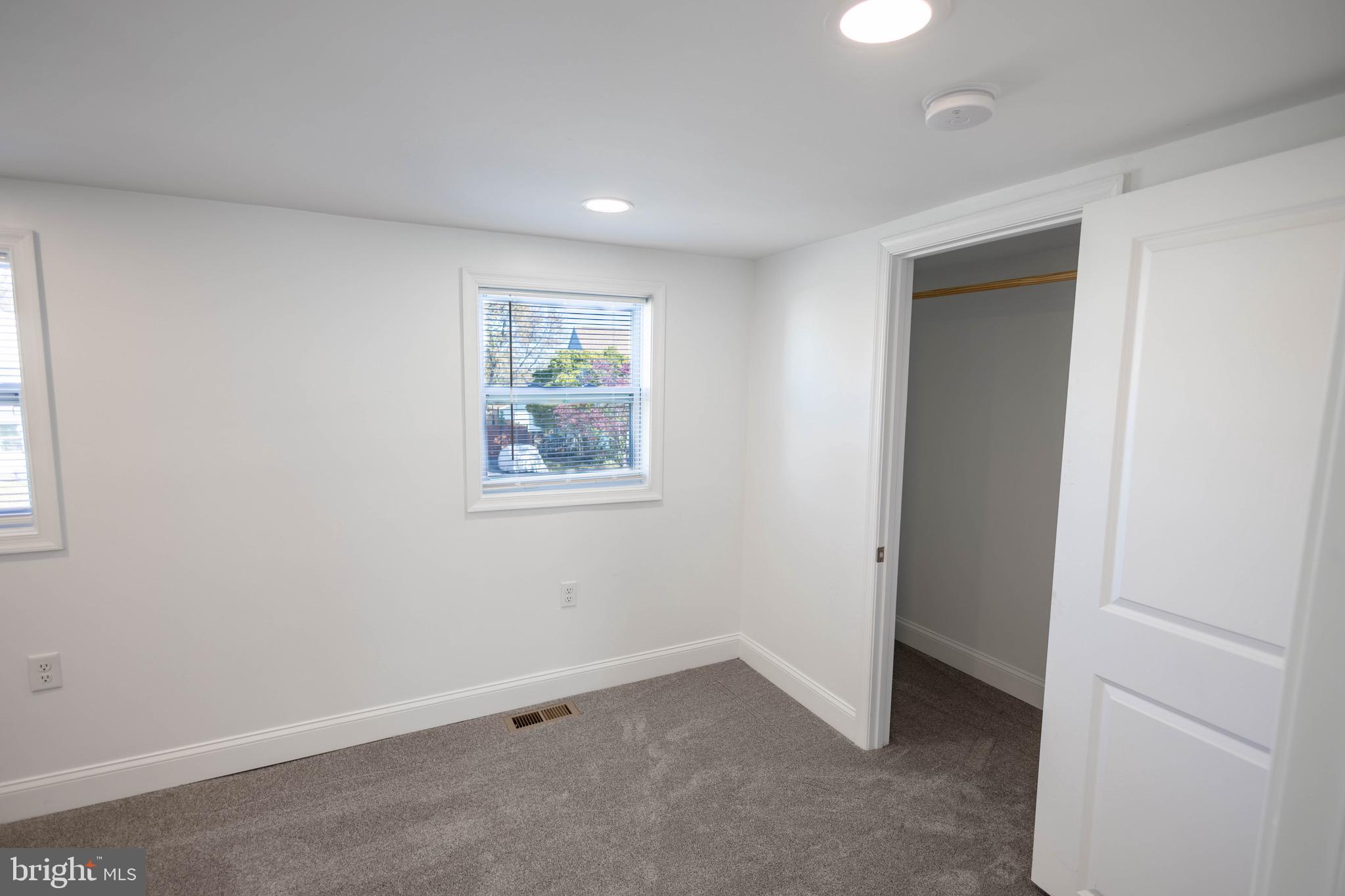 DUNDALK - Residential Lease