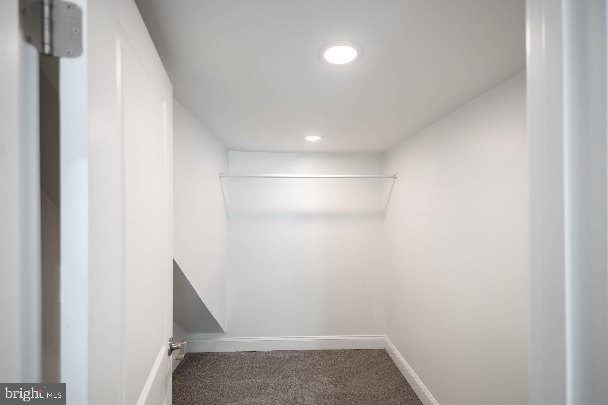 DUNDALK - Residential Lease