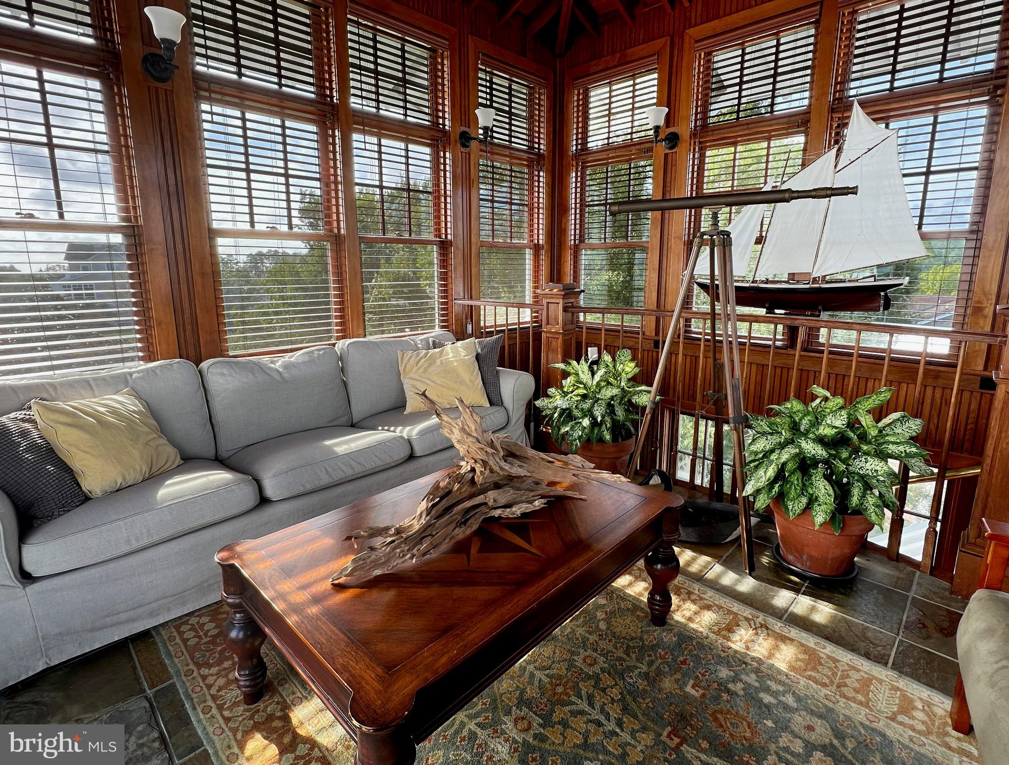 ST GEORGE ISLAND - Residential