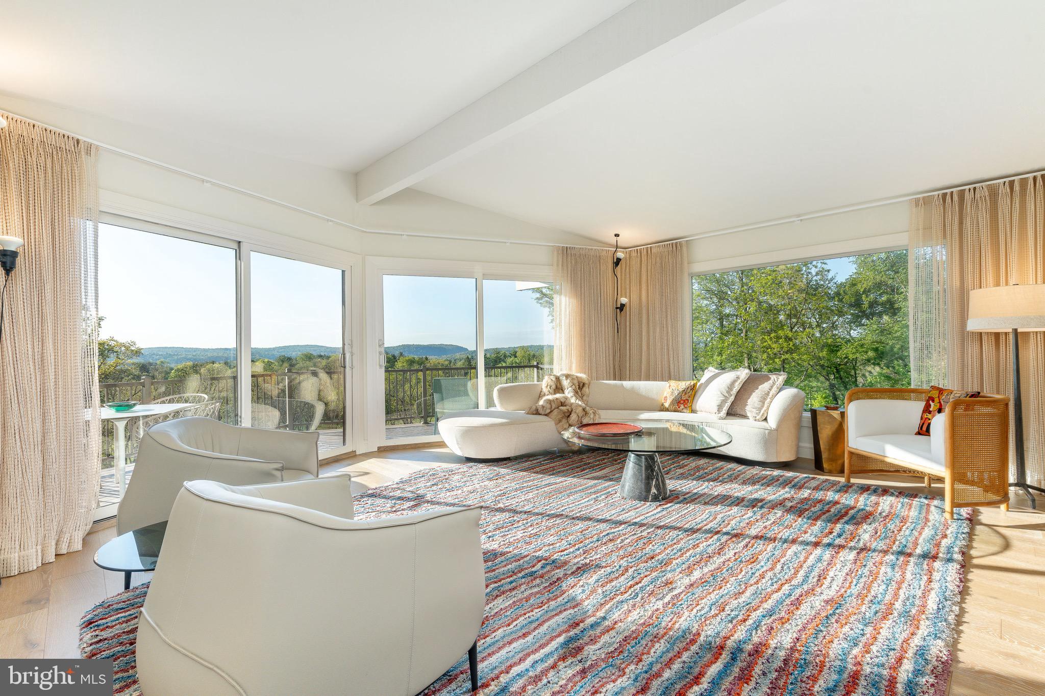 SOLEBURY - Residential