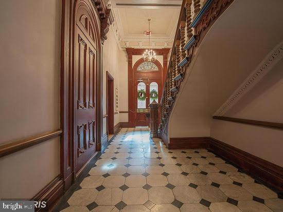 MOUNT VERNON PLACE HISTORIC DISTRICT - Residential