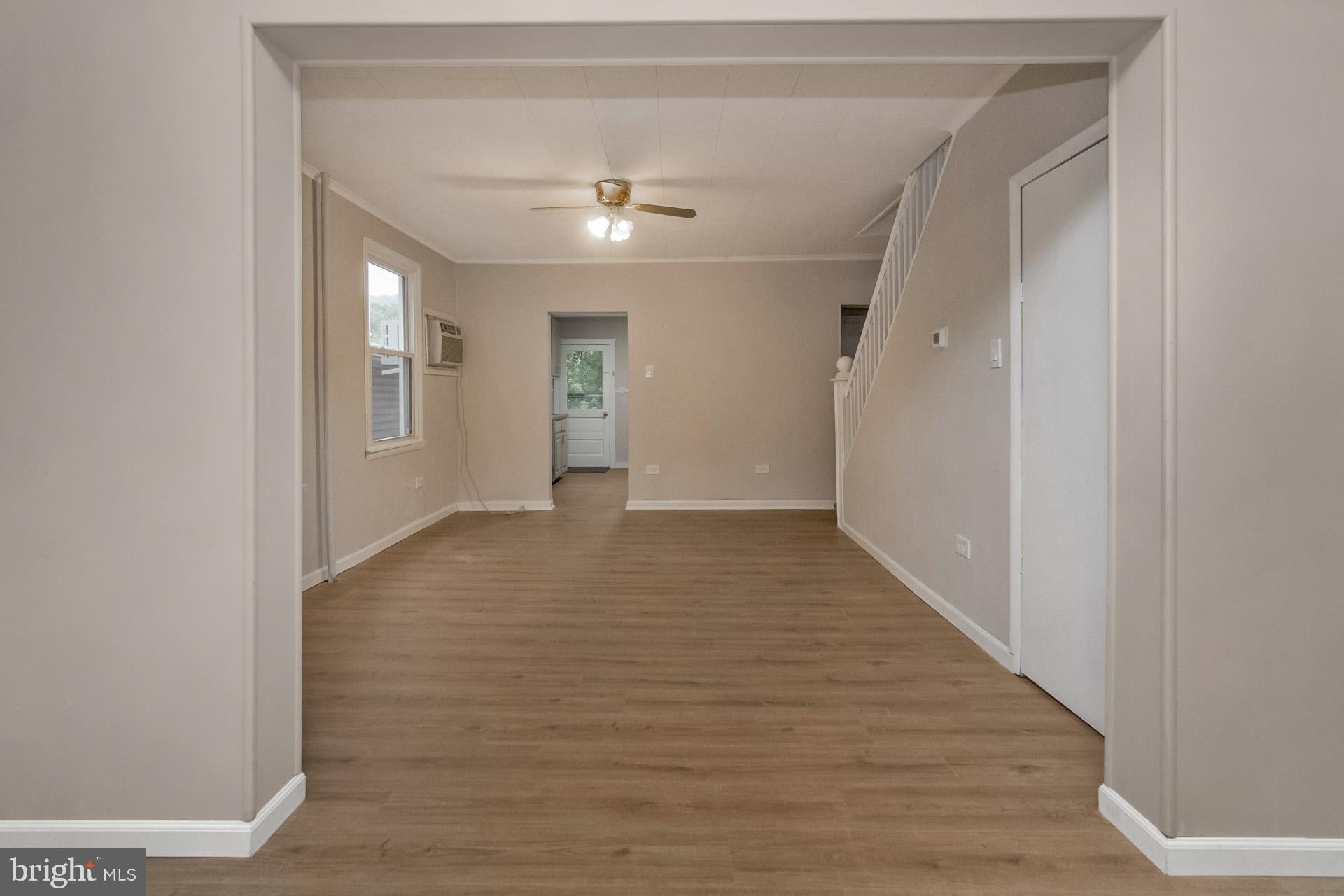 341 W RIDGE STREET