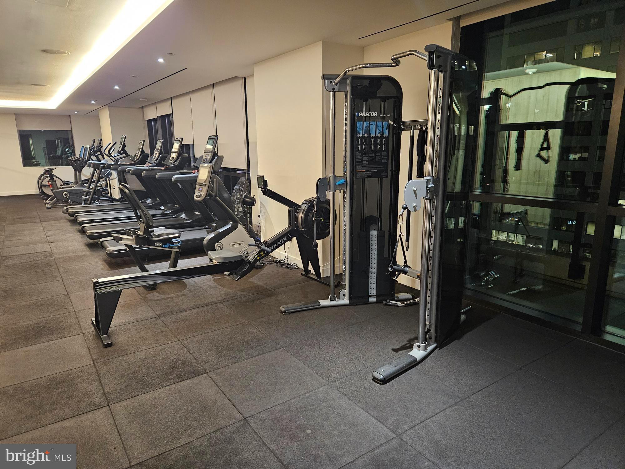 THE VERSE CONDO - Residential Lease