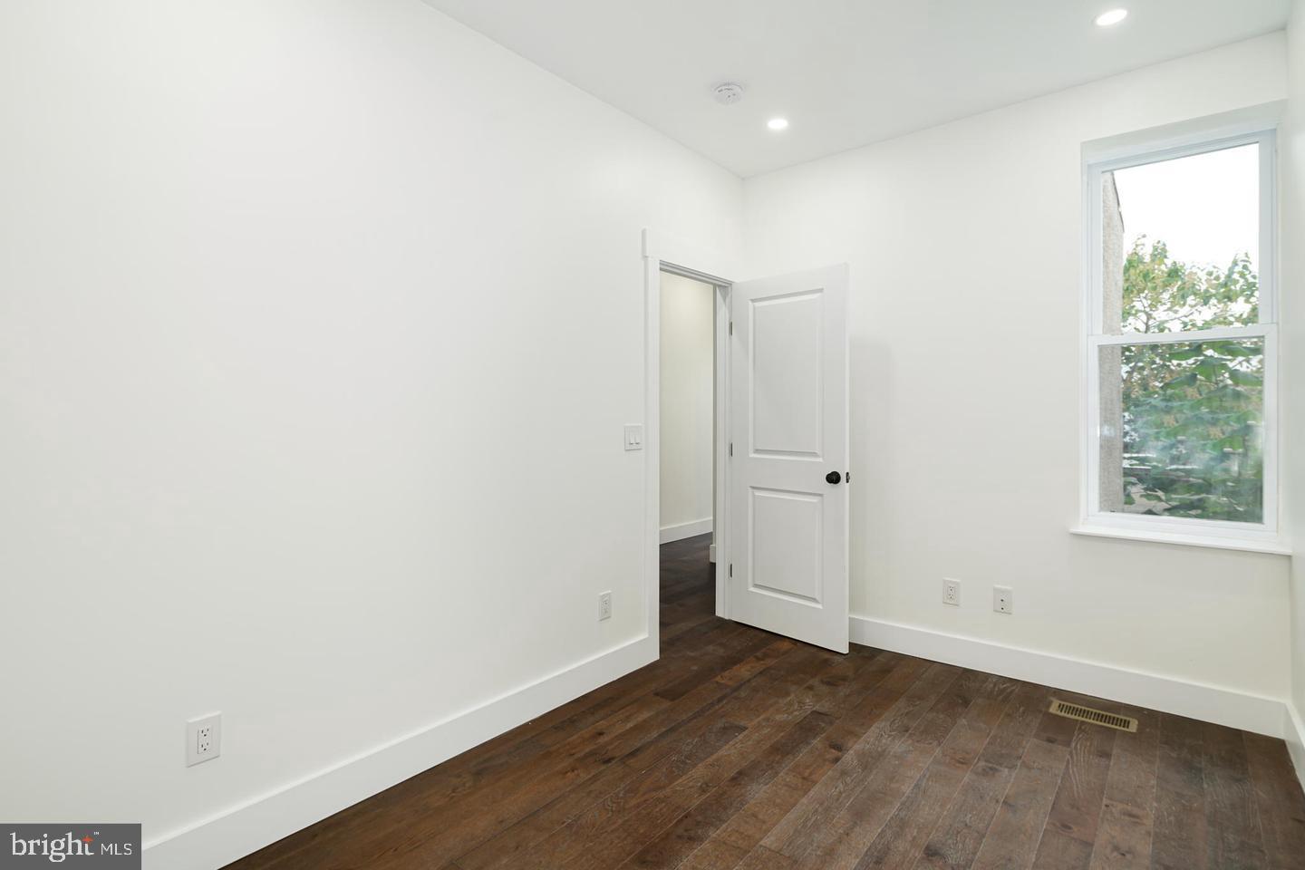 NEWBOLD - Residential