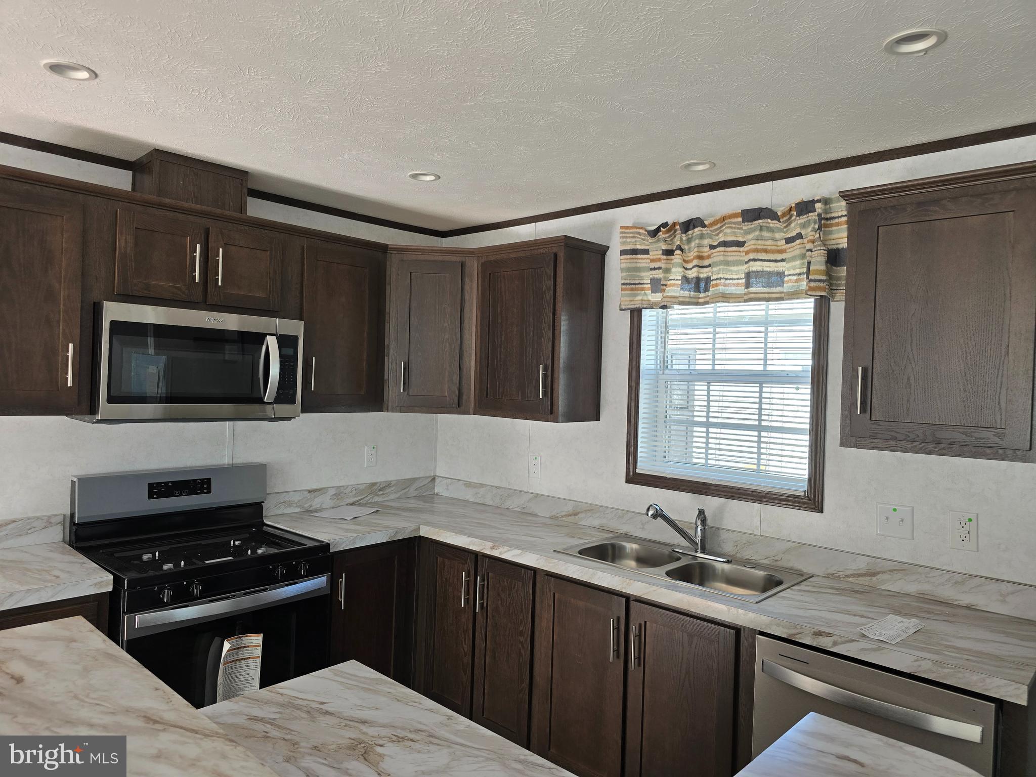 PROGRESS RIDGE - Residential