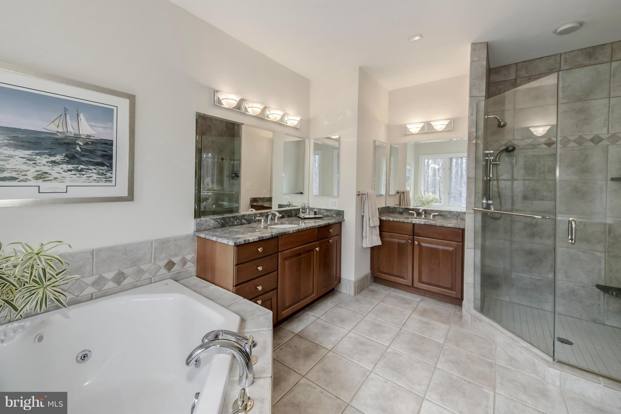 POTOMAC OUTSIDE - Residential