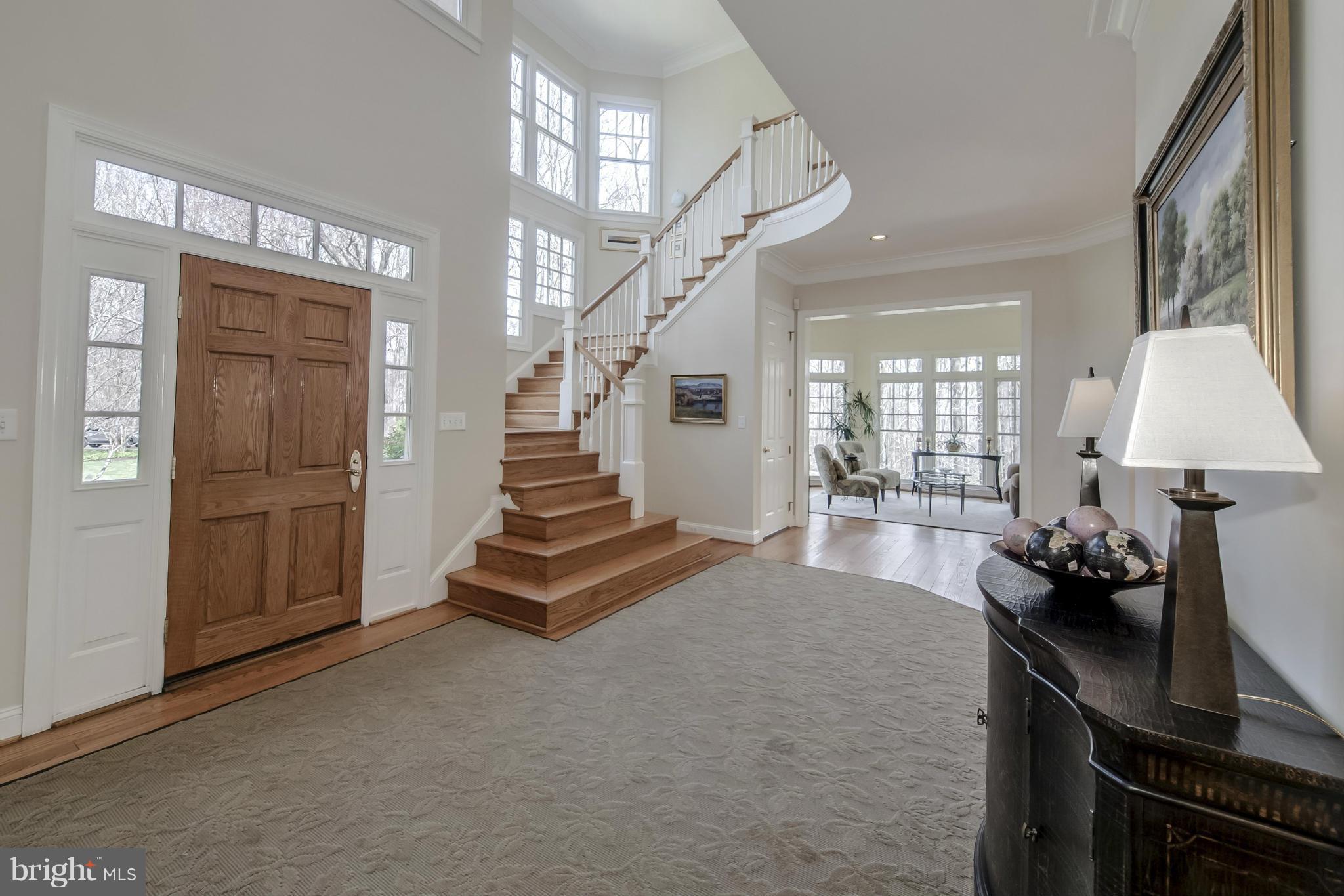 POTOMAC OUTSIDE - Residential