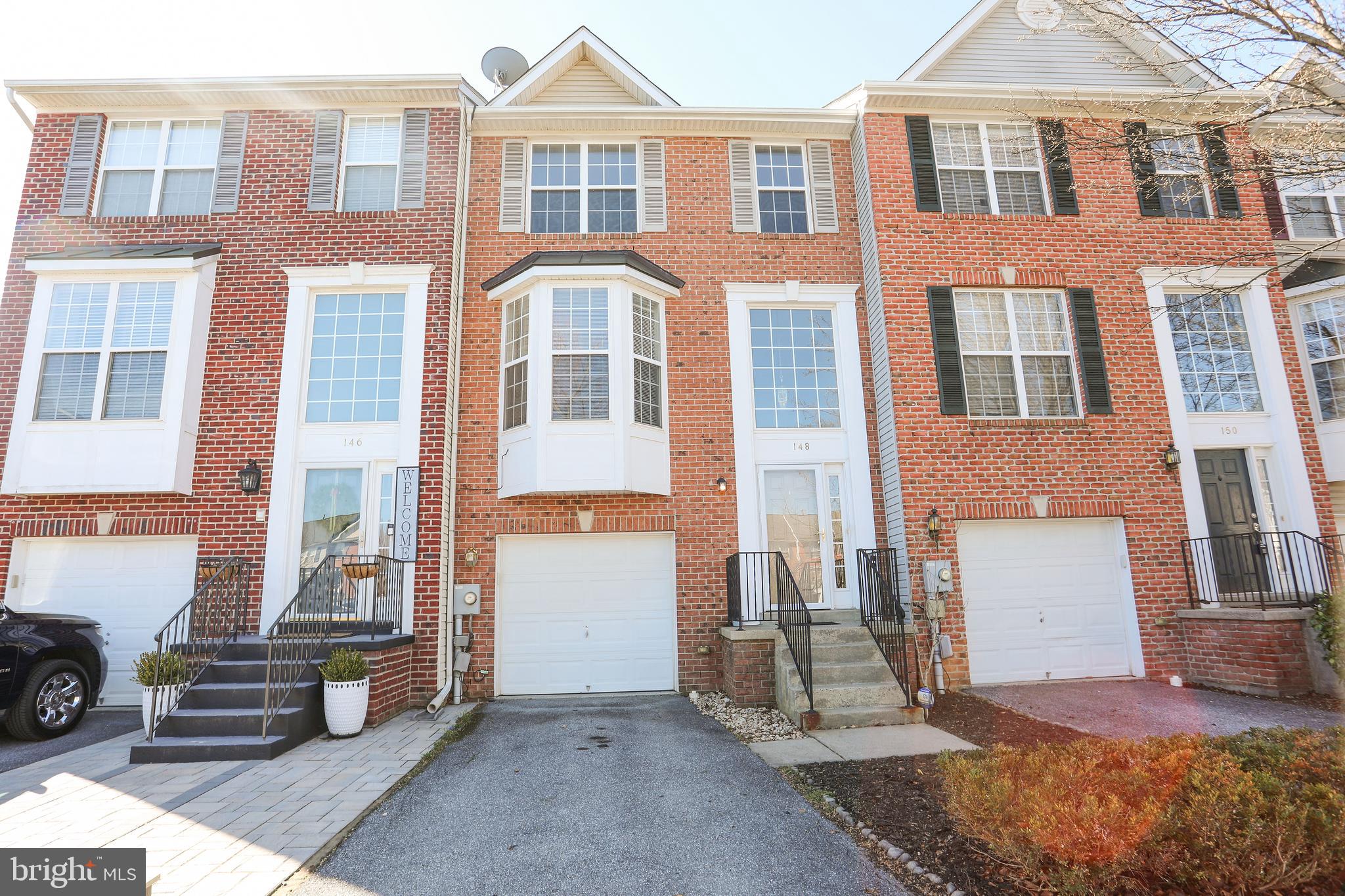 NORTH CROSSING - Residential