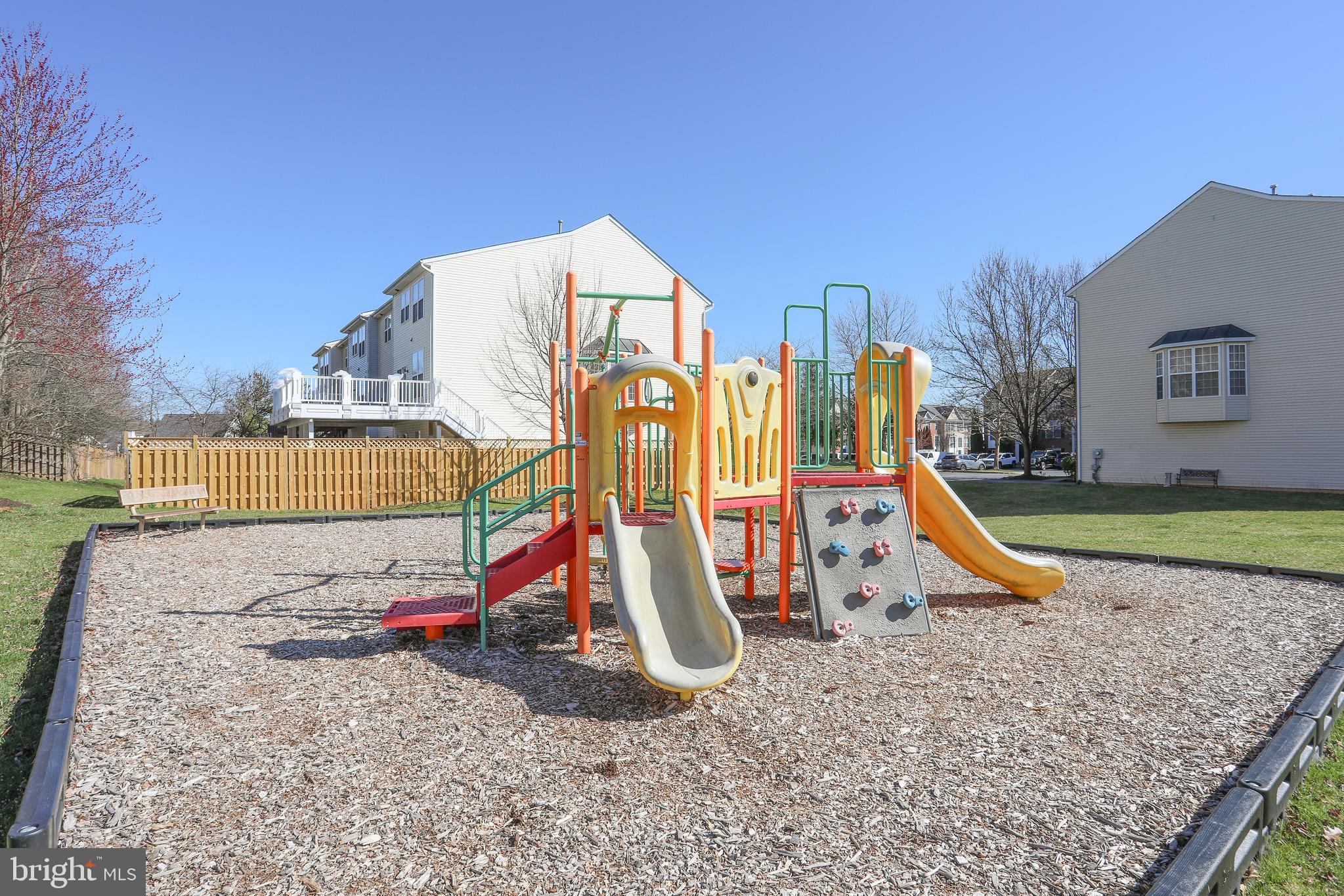 NORTH CROSSING - Residential