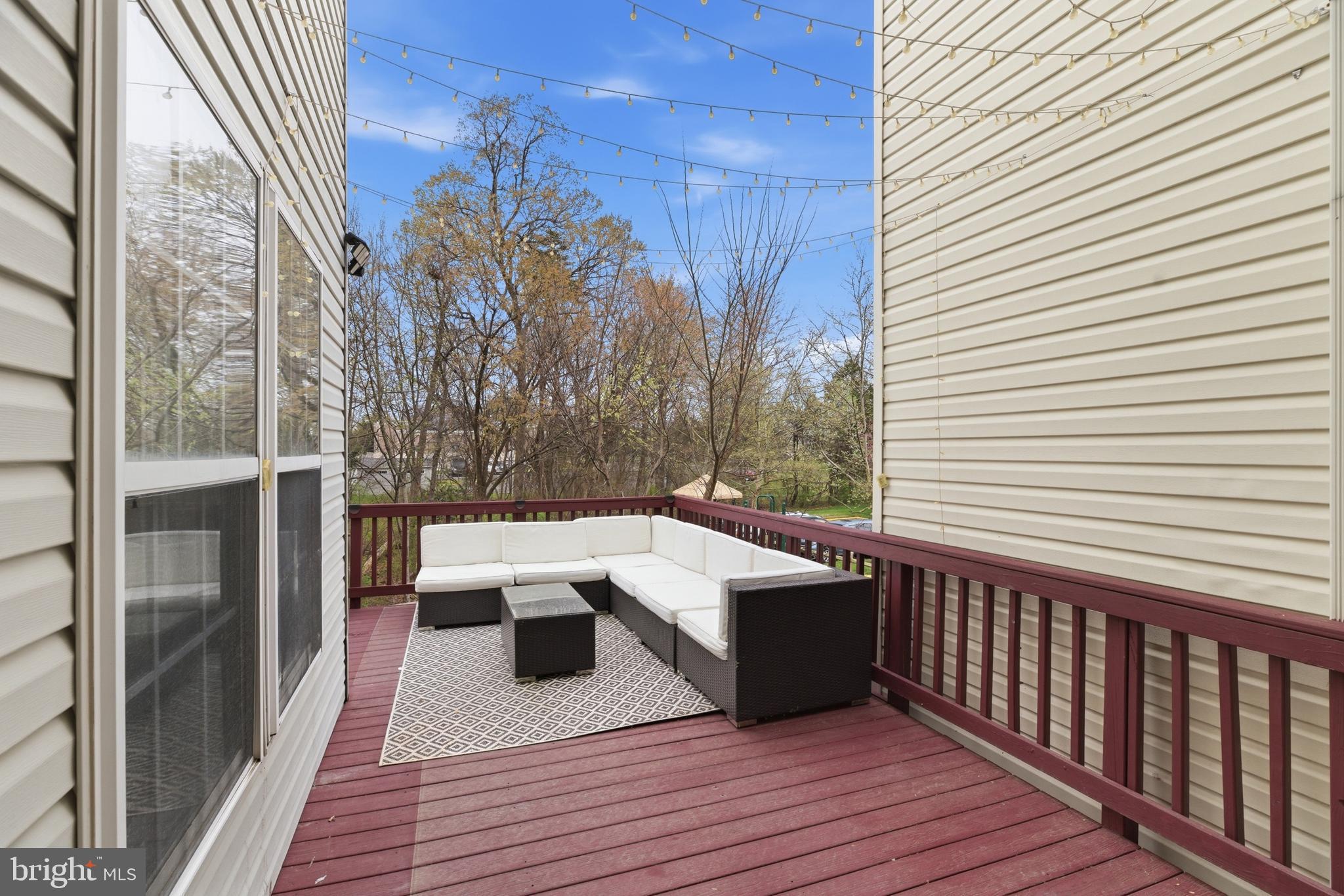 WELLESLEY - Residential