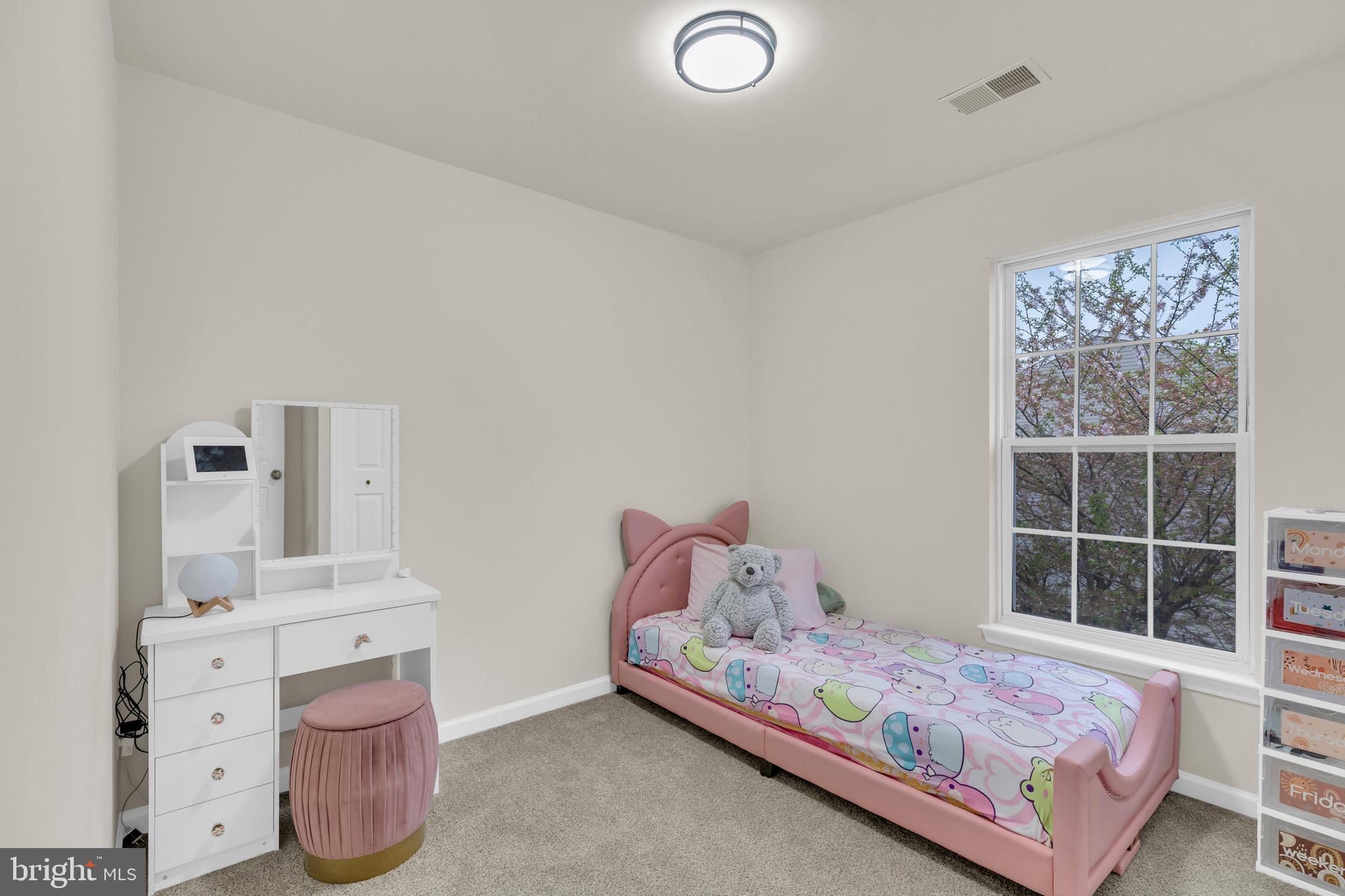 WELLESLEY - Residential